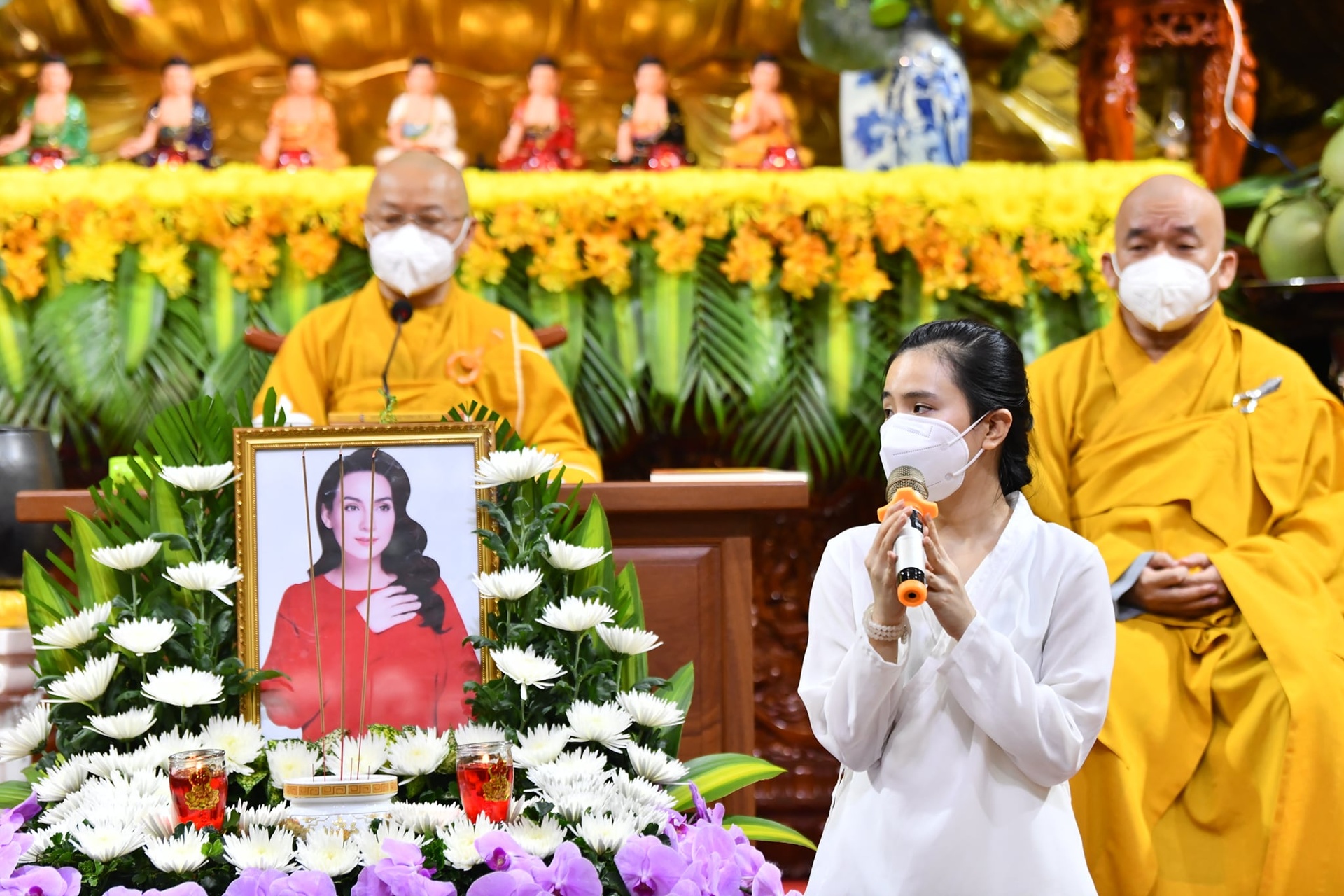 Le cau sieu cho Phi Nhung anh 1