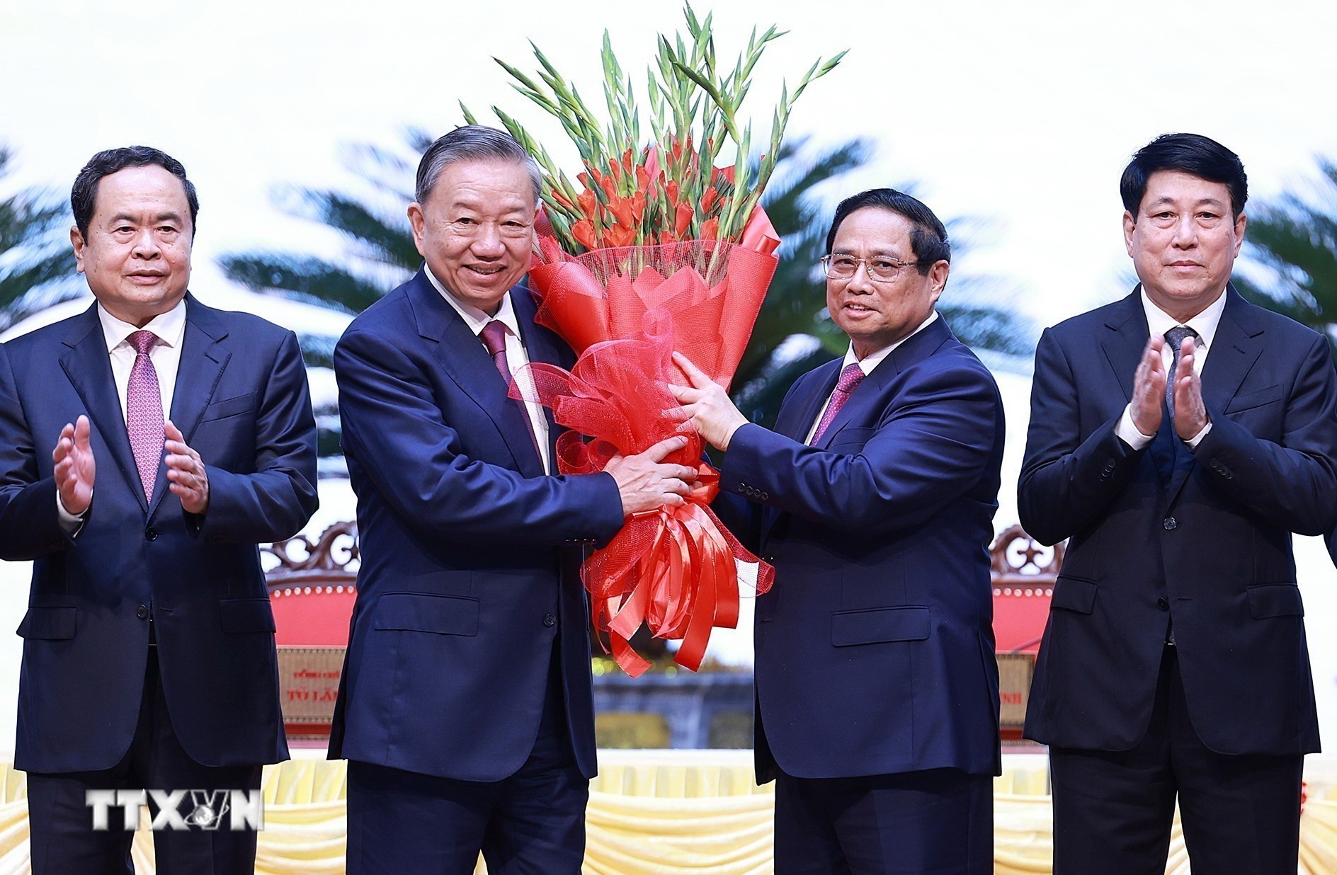 Tong Bi thu anh 9