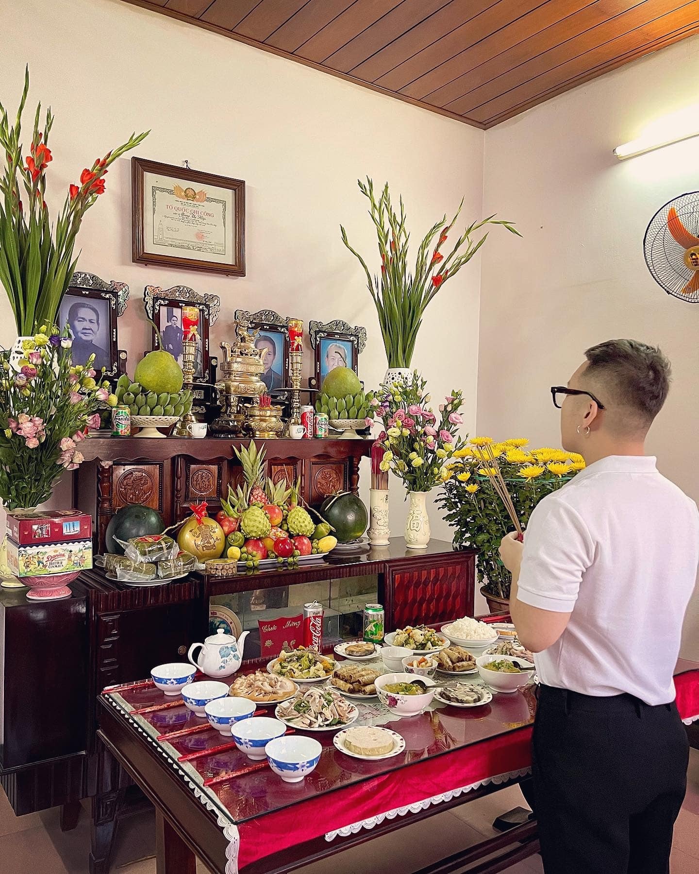 Nghệ sĩ Việt Tết Nguyên đán 2021 ảnh 11 Nghe si Viet Tet Nguyen dan 2021 anh 11