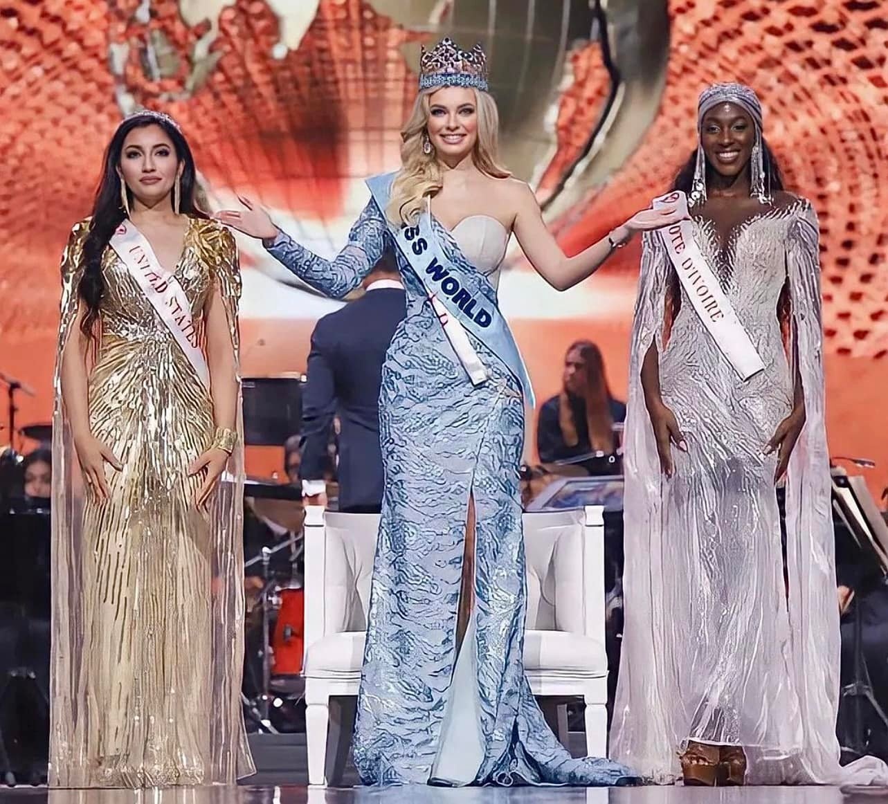 Hoa hau The gioi Karolina Bielawska anh 1