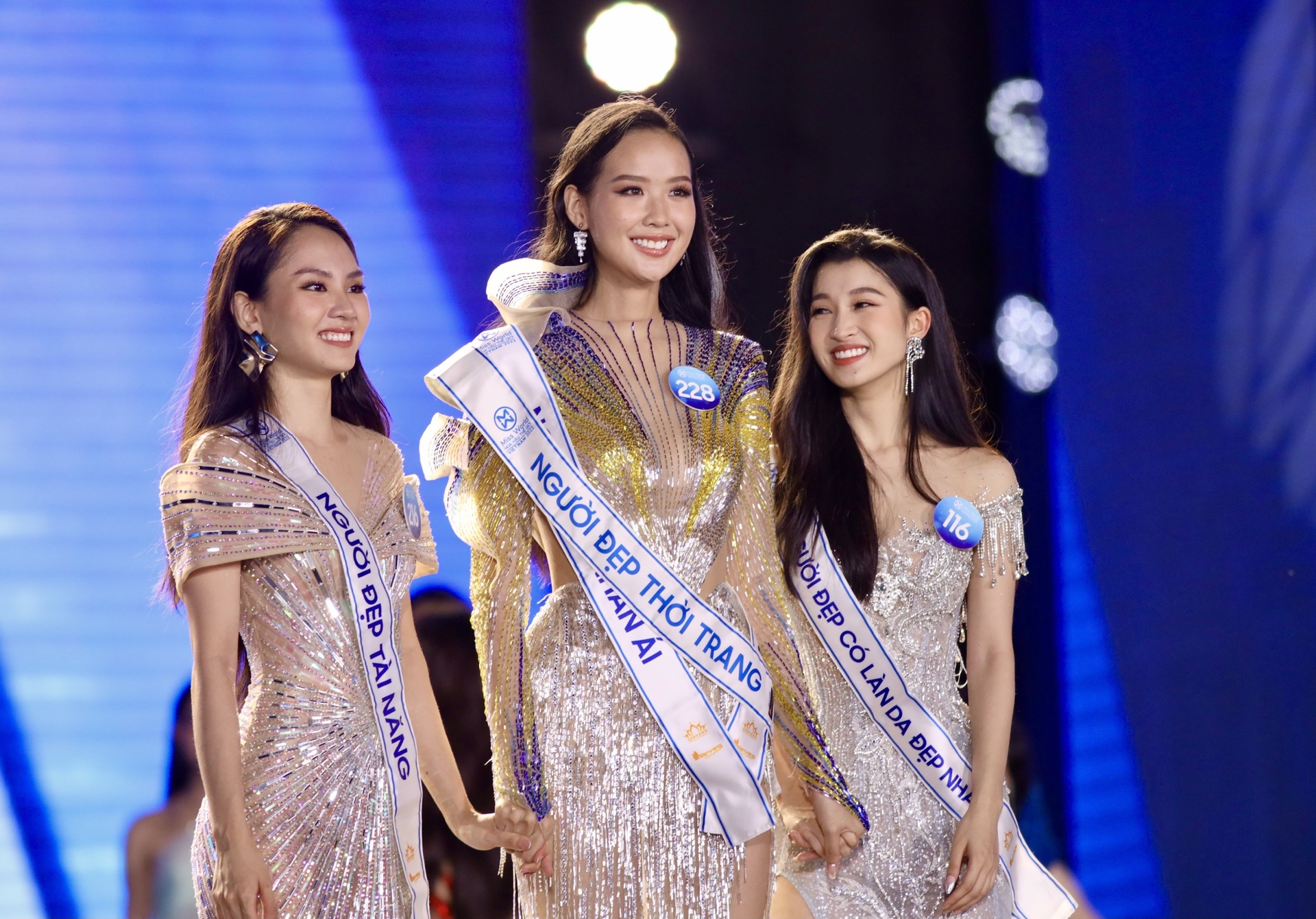 Hoa hau The gioi Viet Nam 2022 chung ket anh 4
