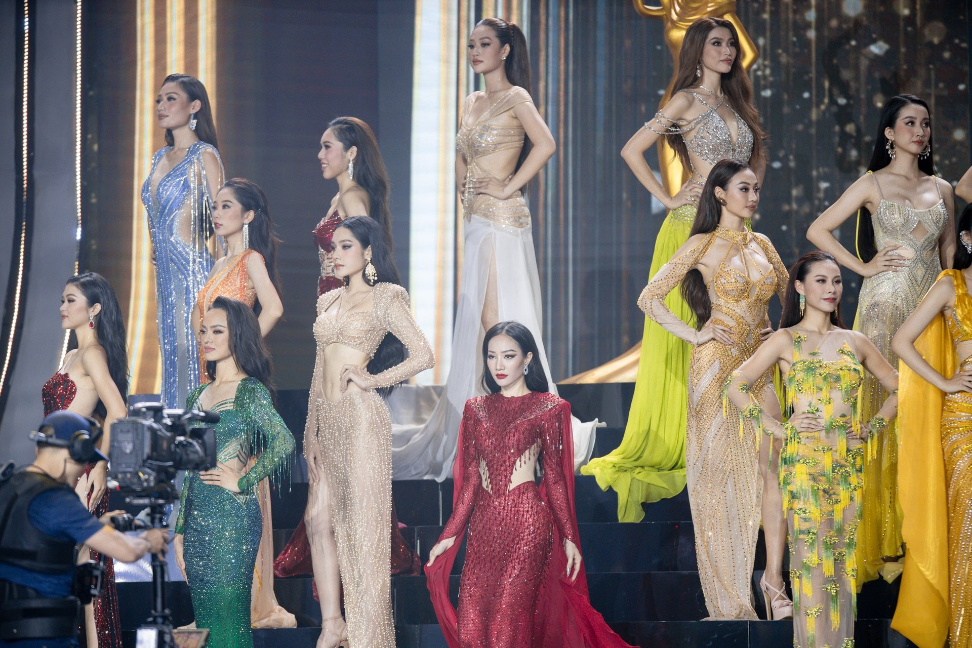 Hoa hau Hoa binh anh 21