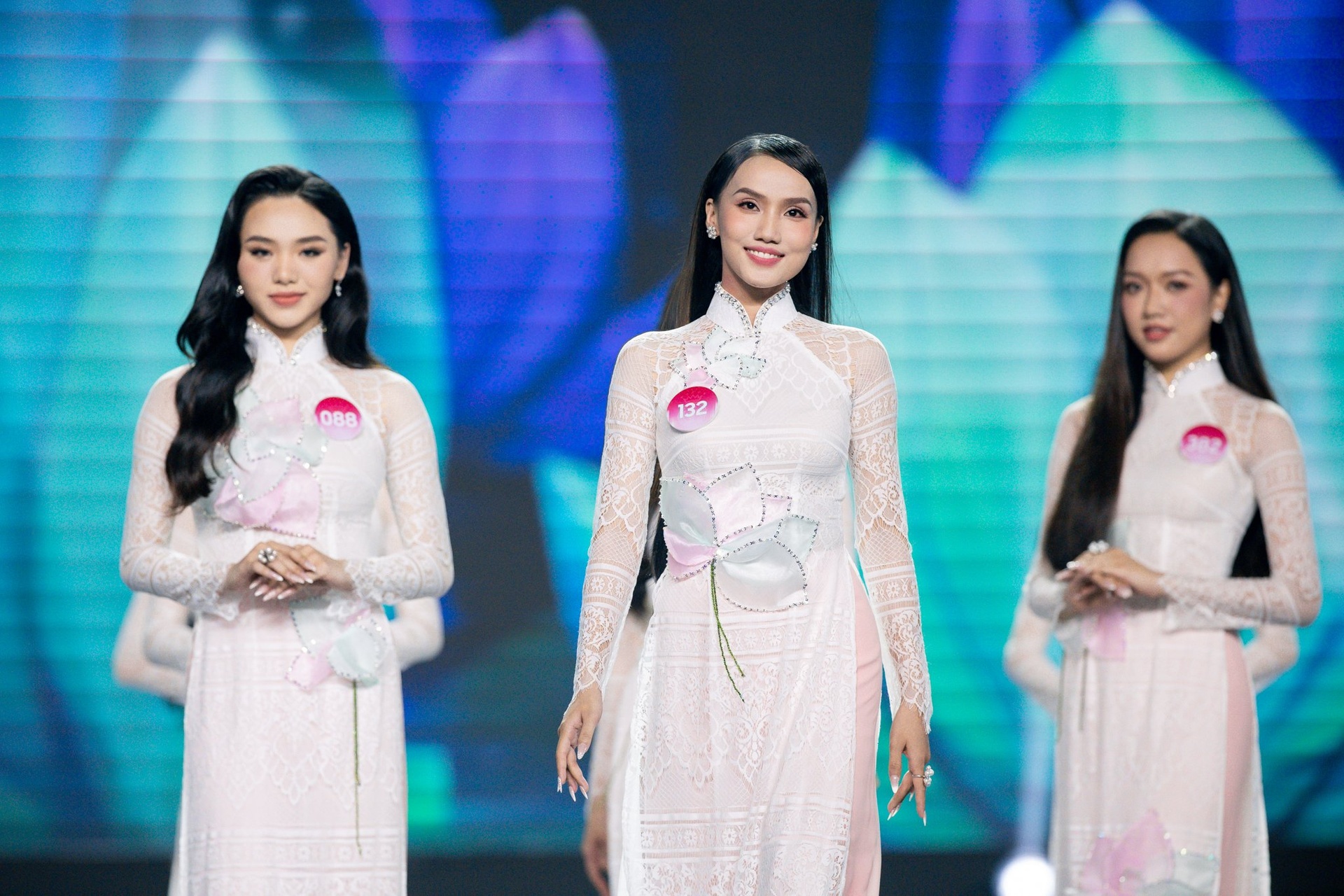 Hoa hau Viet Nam anh 11