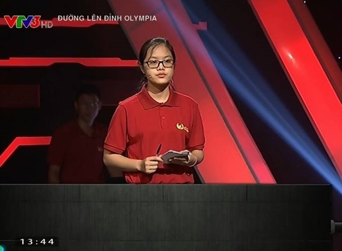 Co gai gay bao Duong len dinh Olympia anh 2