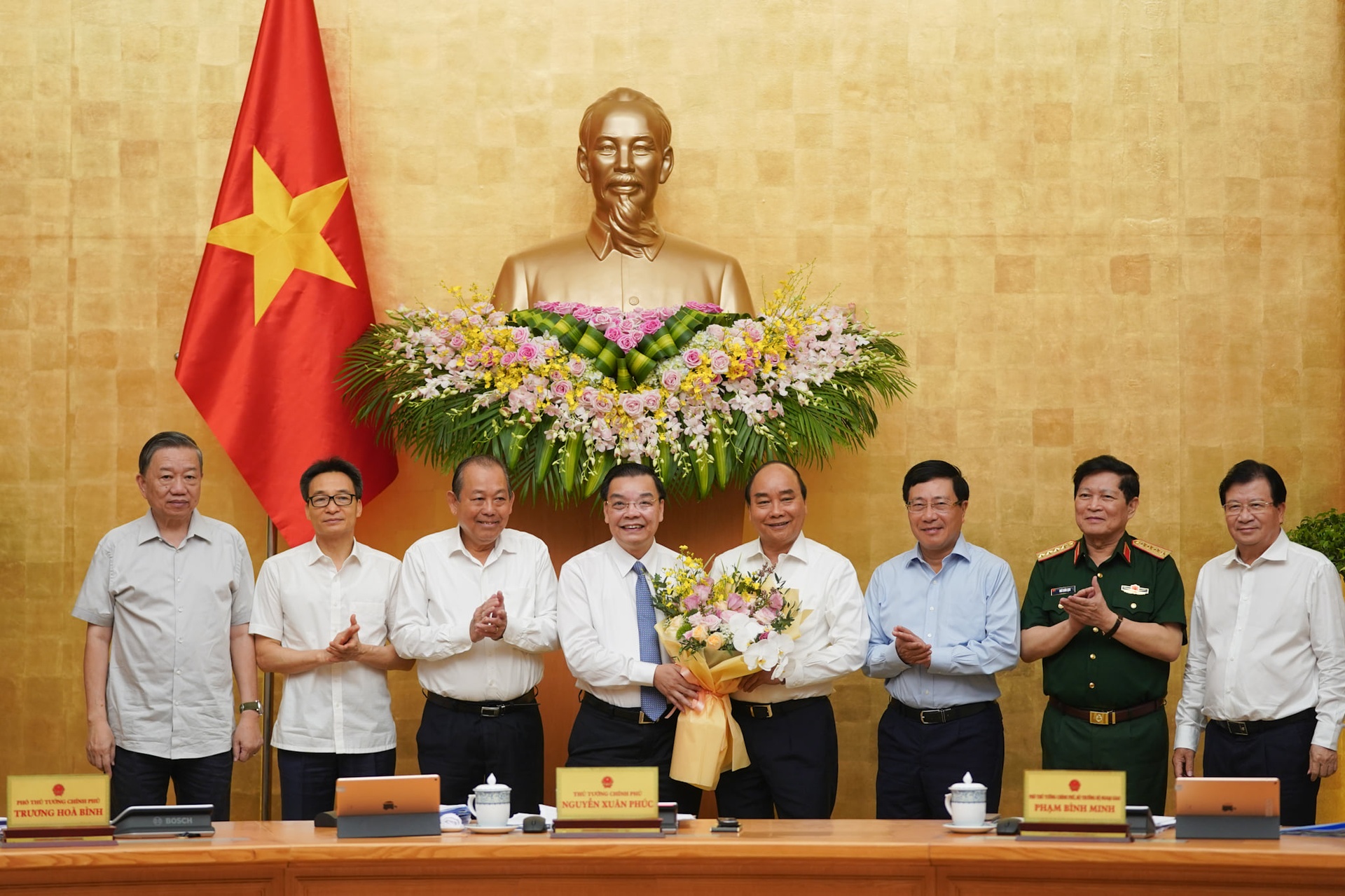 Thu tuong chuc mung Bo truong Chu Ngoc Anh anh 1