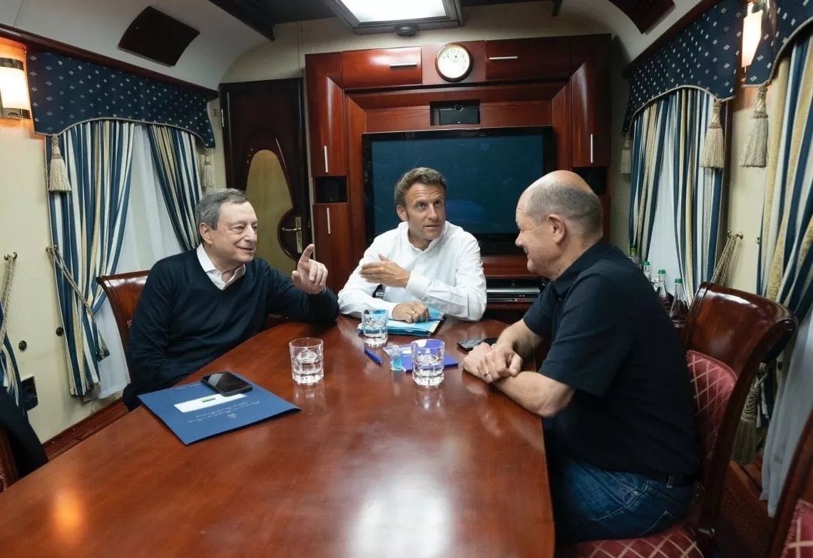 lanh dao chau Au di tau toi Kyiv anh 2