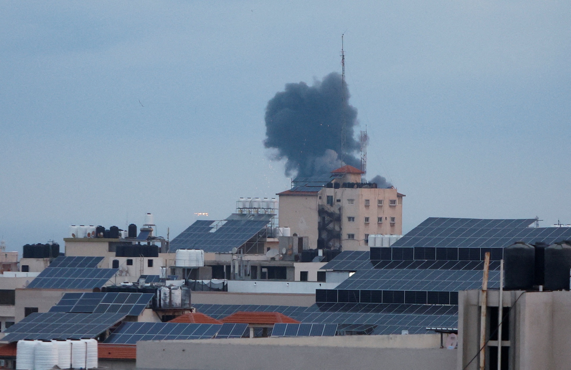 israel khong kich gaza anh 1