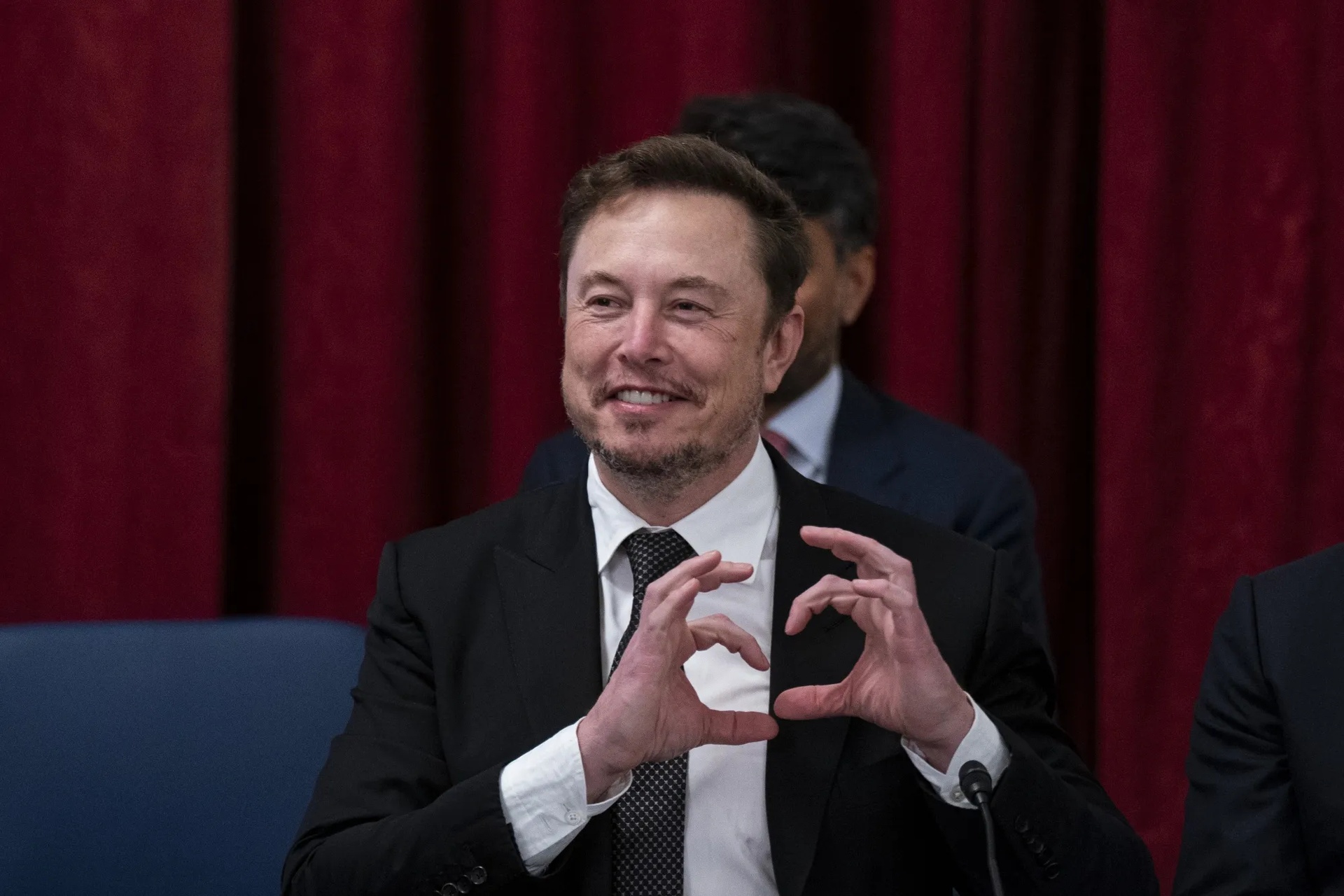 Nỗi ám ảnh của Elon Musk