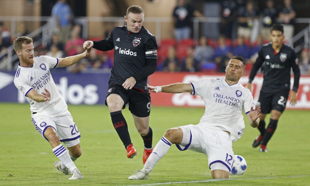 Wayne Rooney dang ‘hoi xuan’ manh me tren dat My anh 2