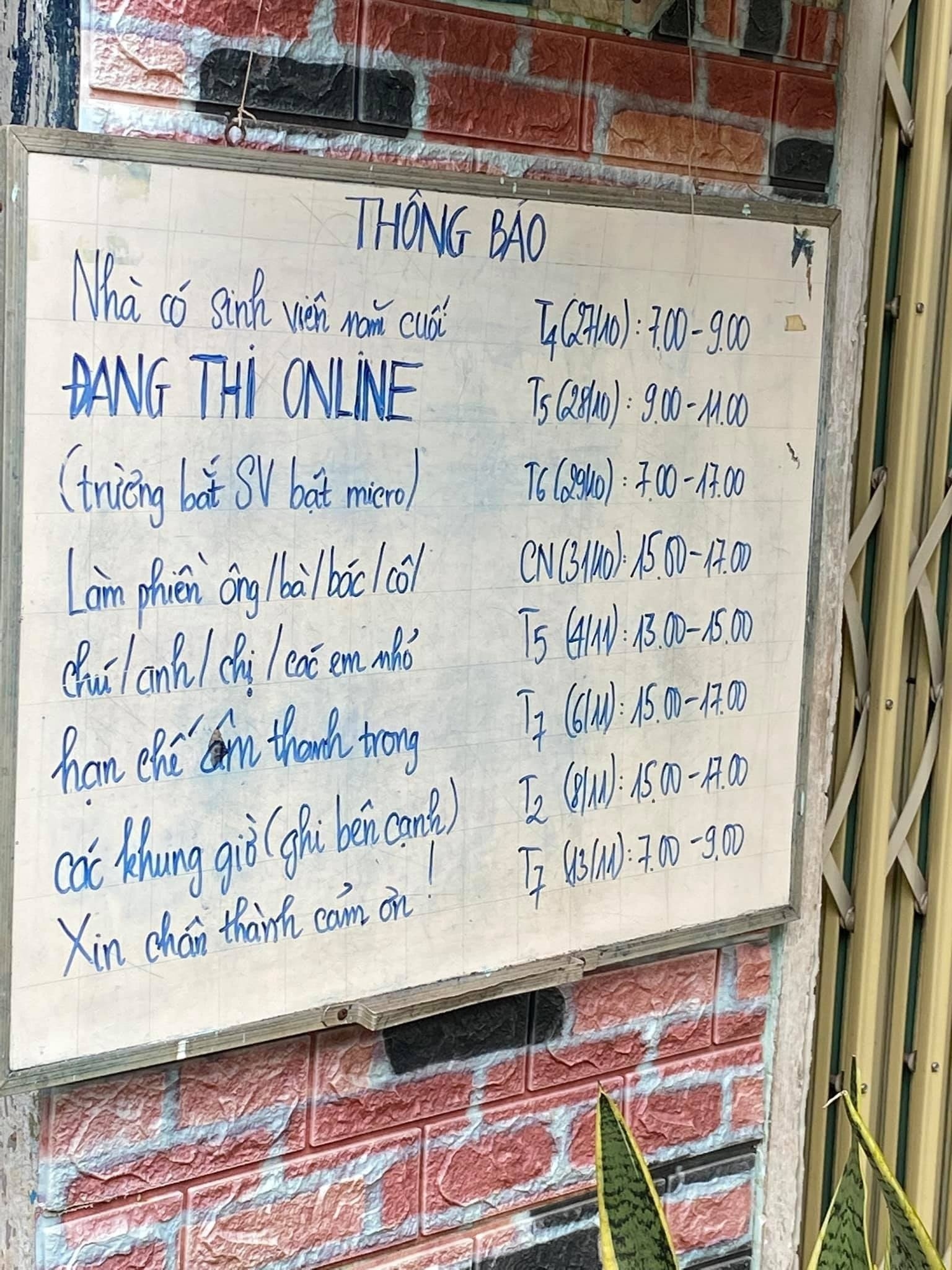 Sinh vien thi online anh 1