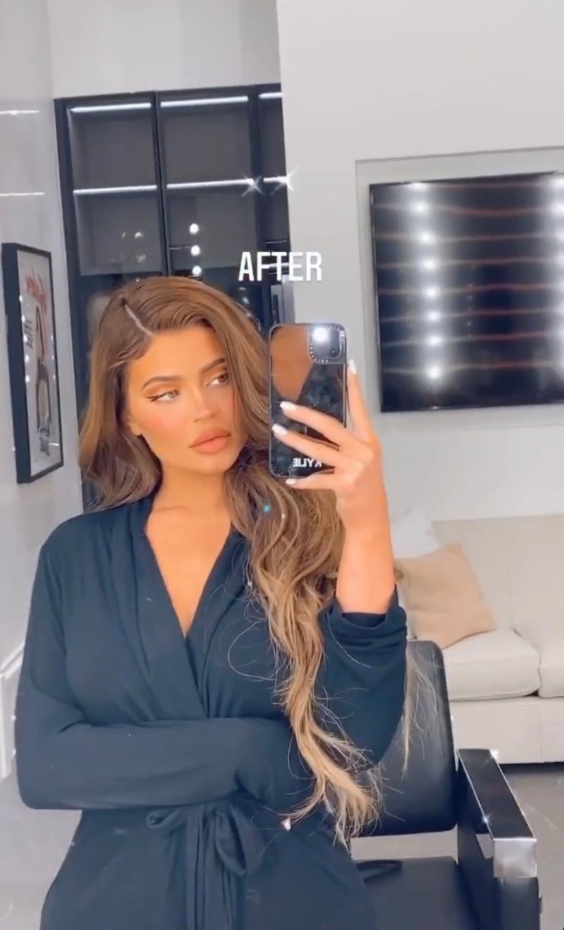 kylie jenner lo mat moc kem sac anh 2
