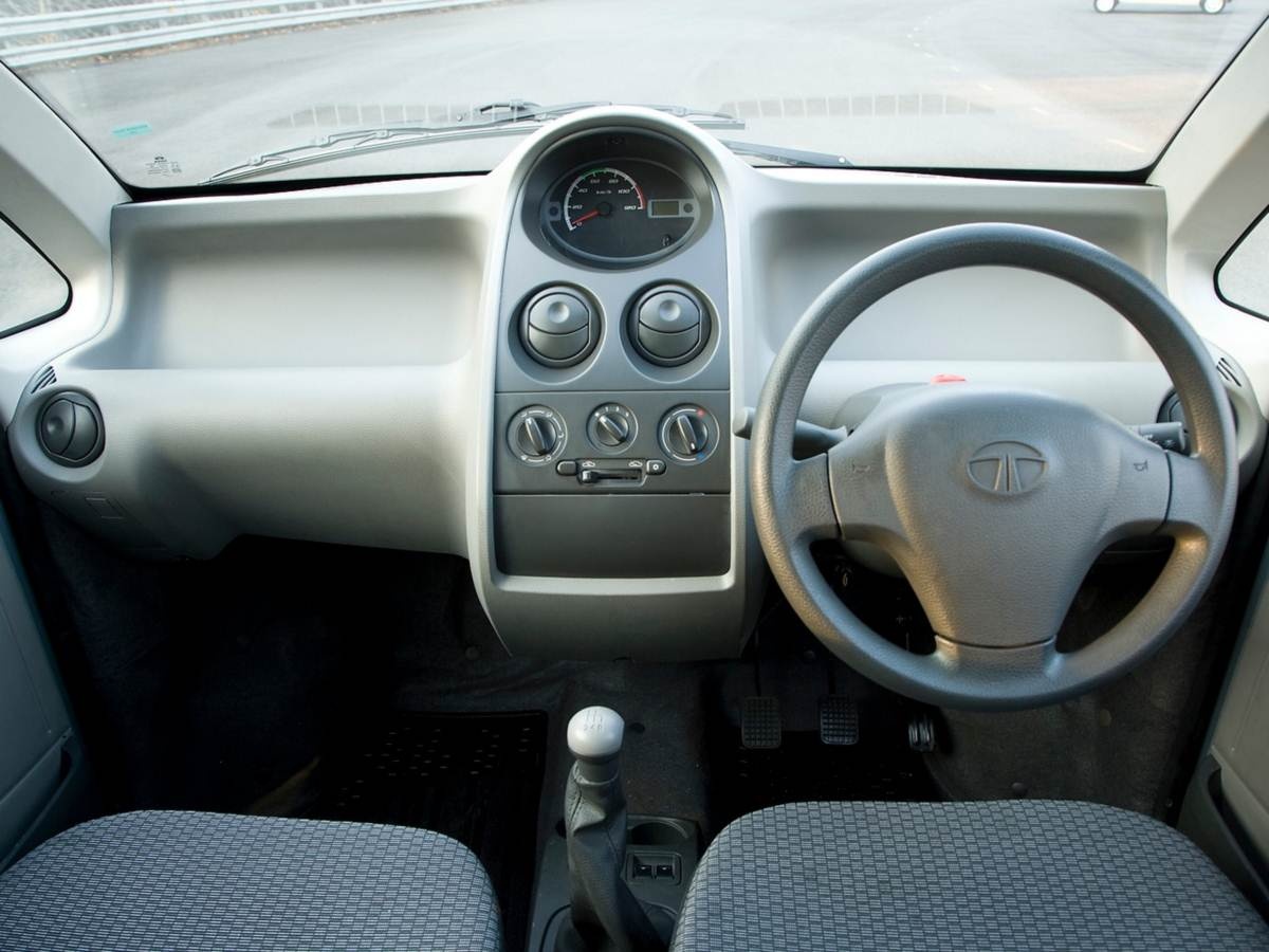 Tata Nano re nhat the gioi anh 2