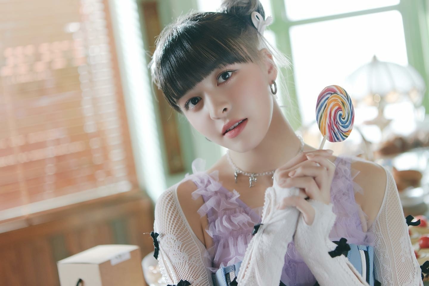 Lily M NMIXX anh 1