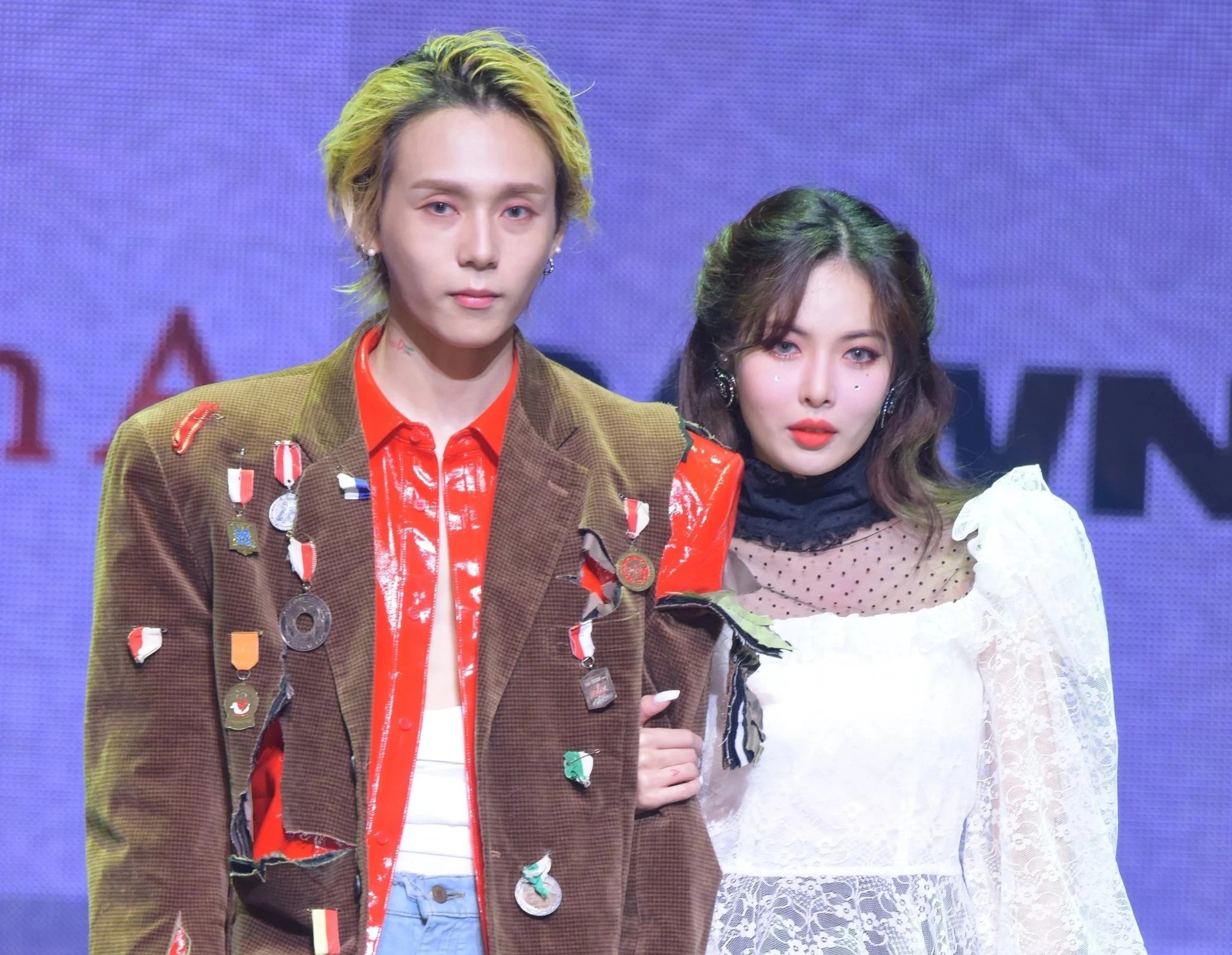 HyunA roi cong ty PSY anh 1