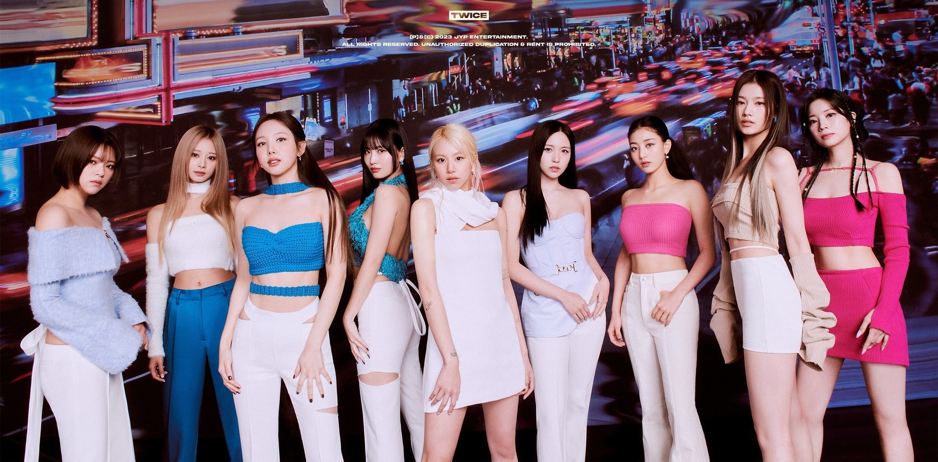 TWICE tro lai anh 1