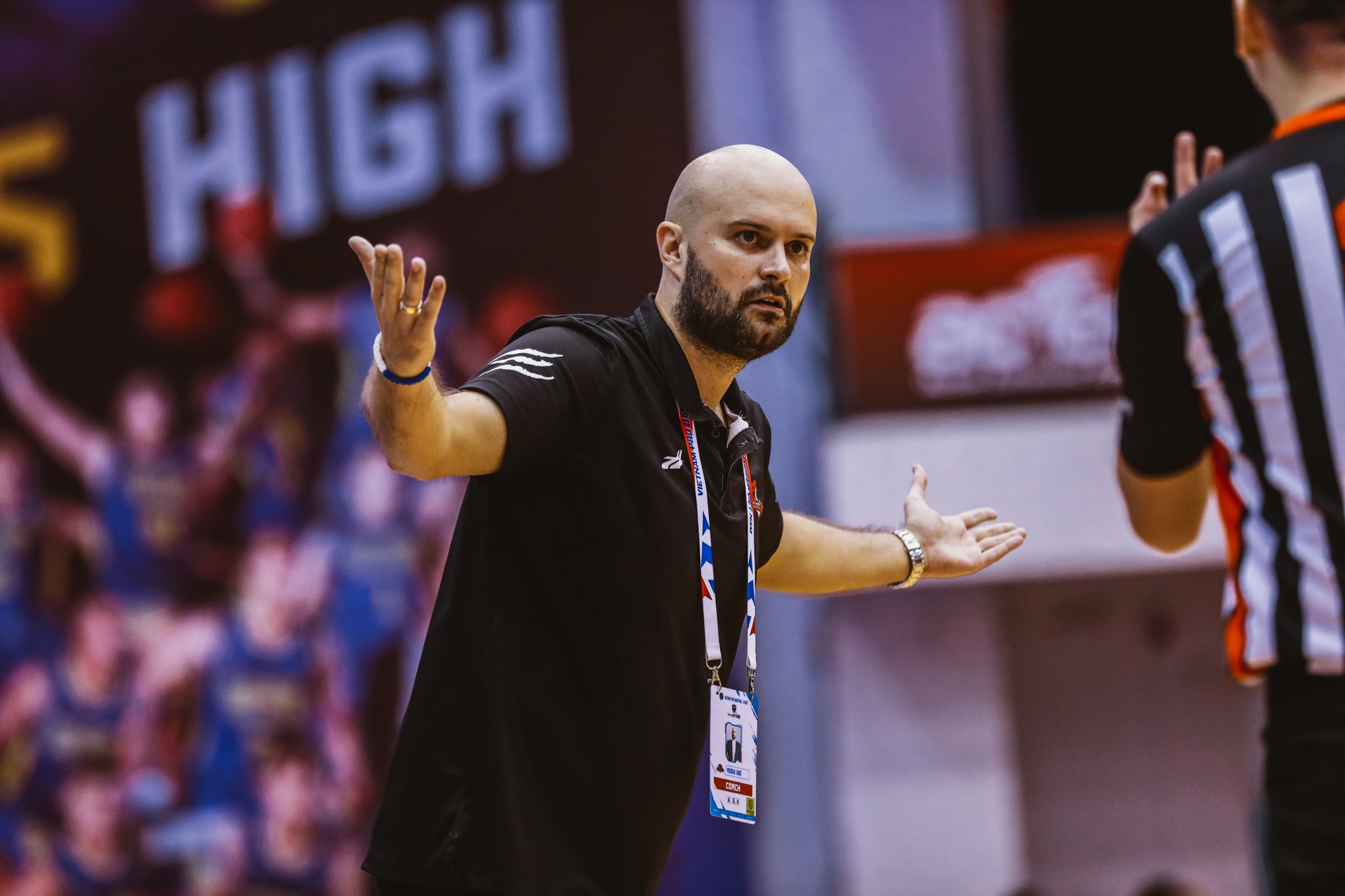 HLV Predrag Lukic,  Saigon Heat,  Thanglong Warriors anh 1