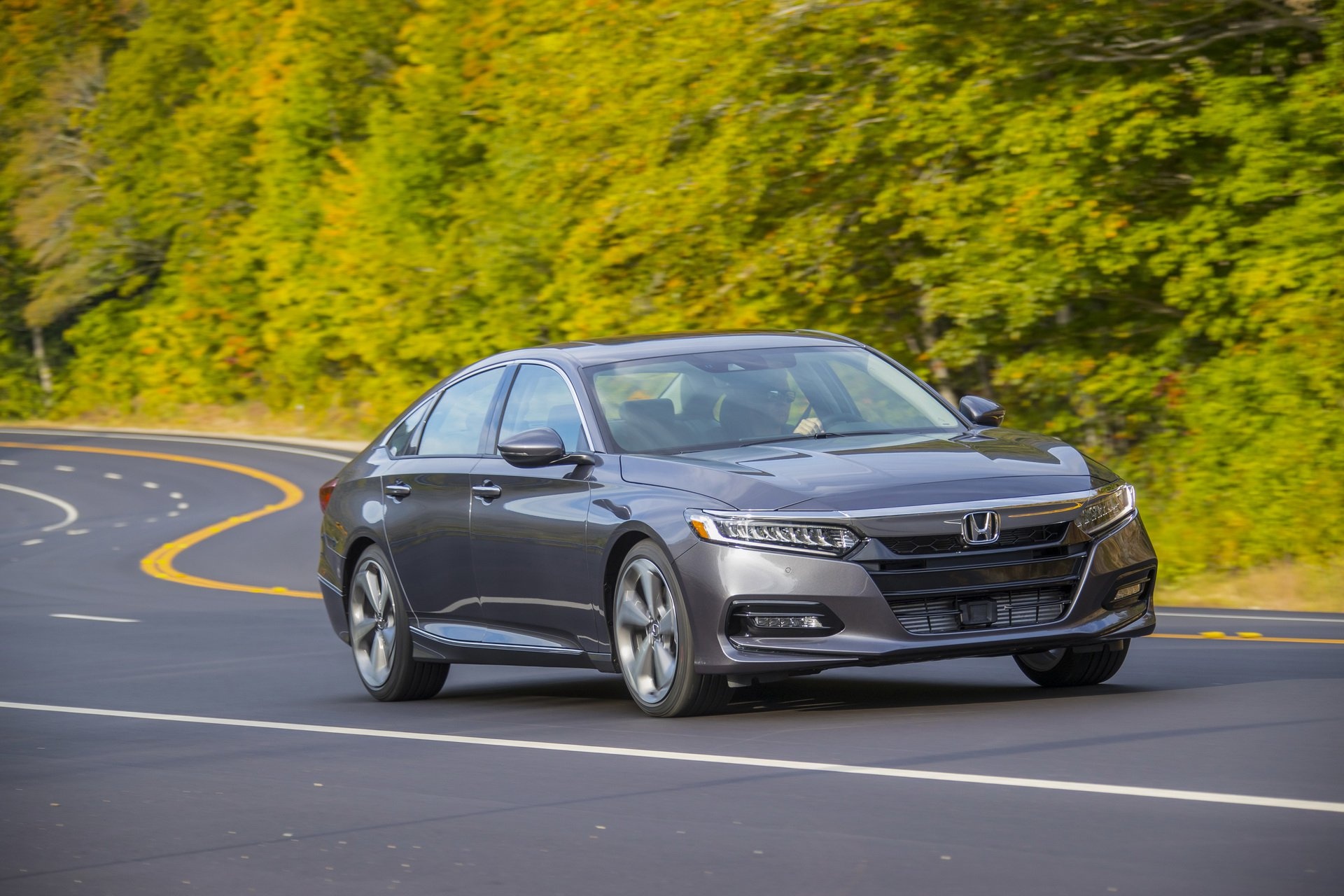 Honda Accord 2020 chot gia ban anh 1