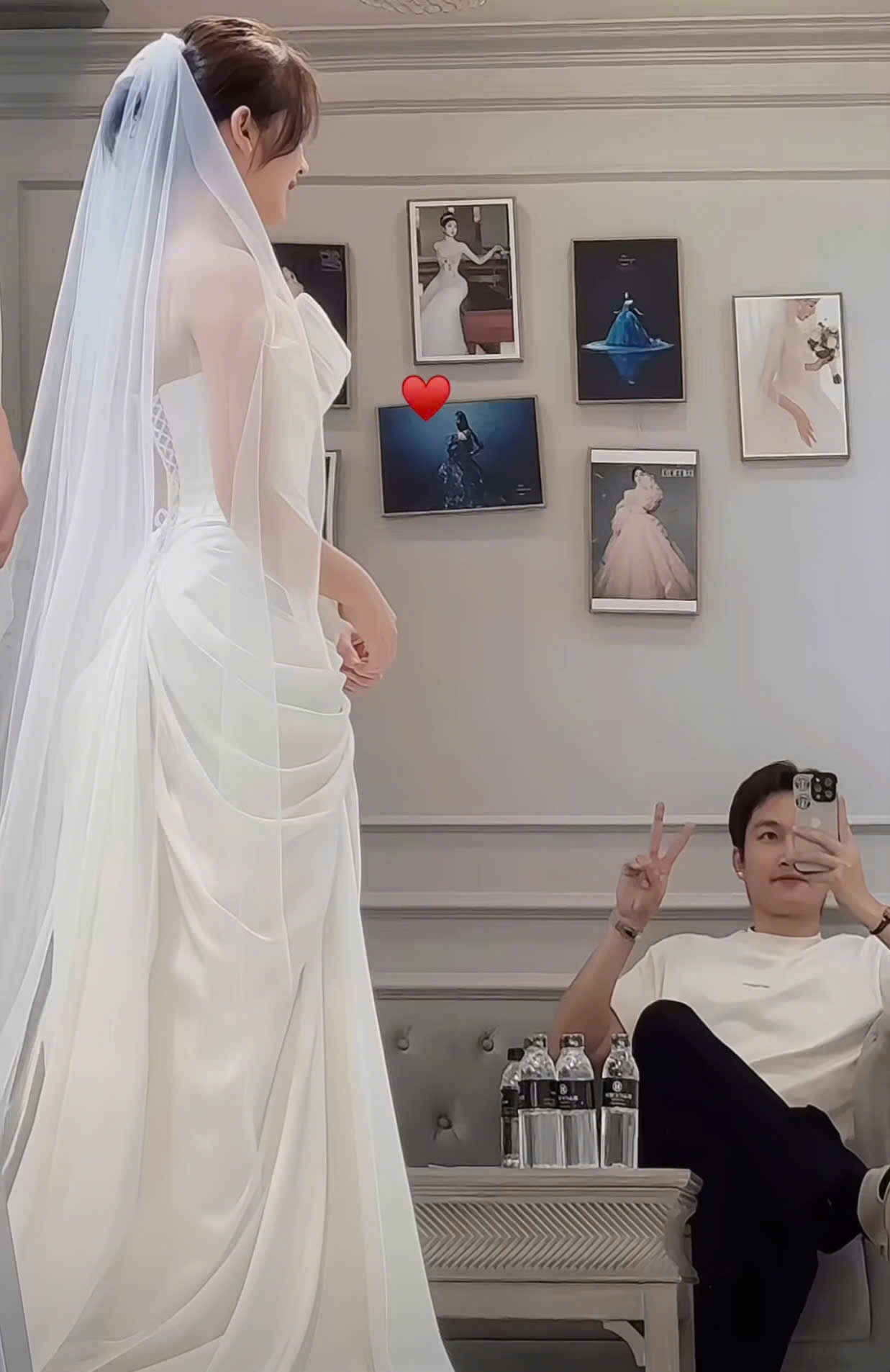 Dinh Tu,  ngoc huyen anh 1