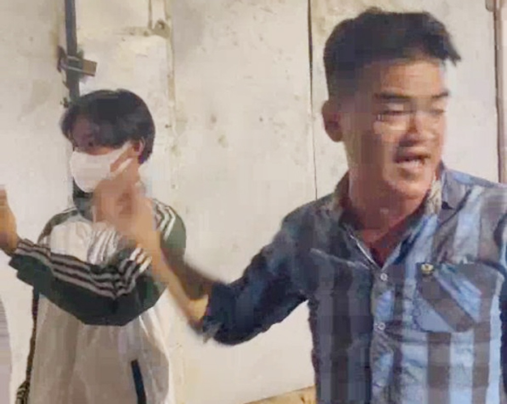 Nhot can bo kiem tra anh 1