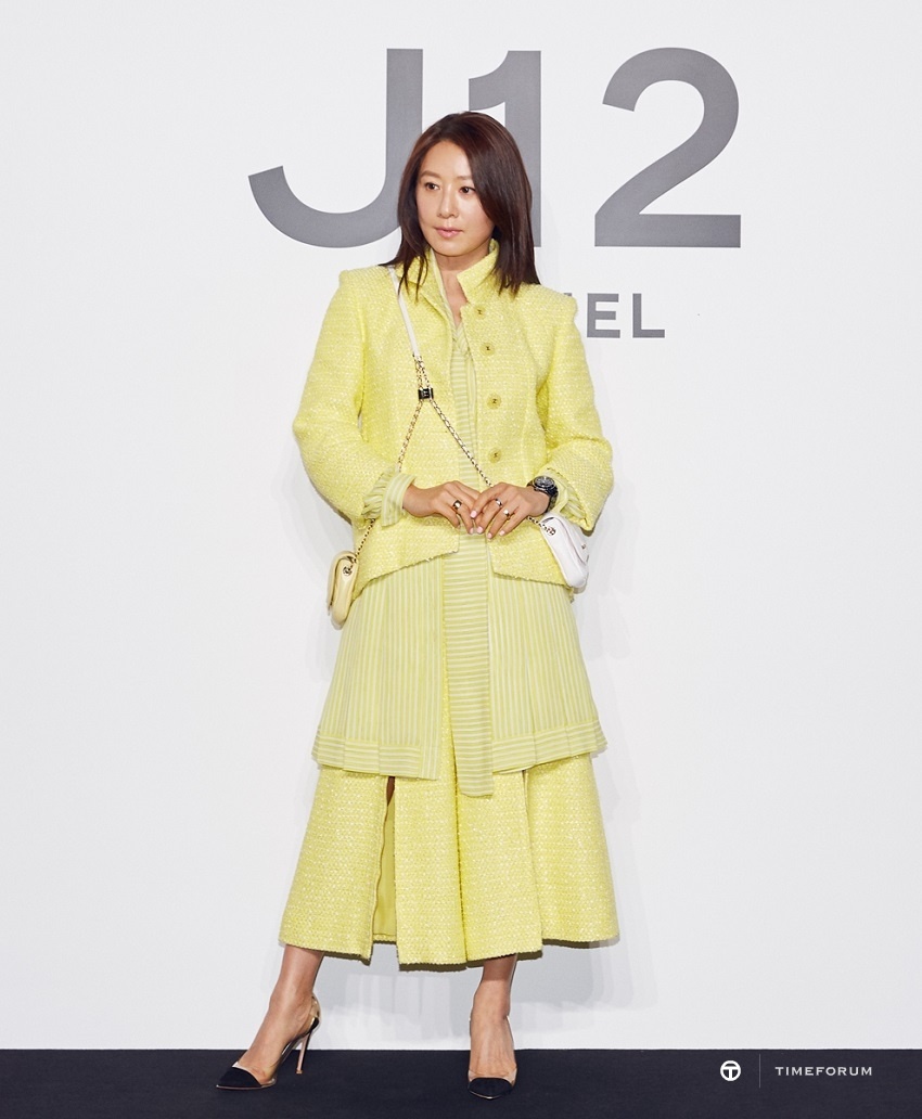 Kim Hee Ae an mac thanh lich anh 7