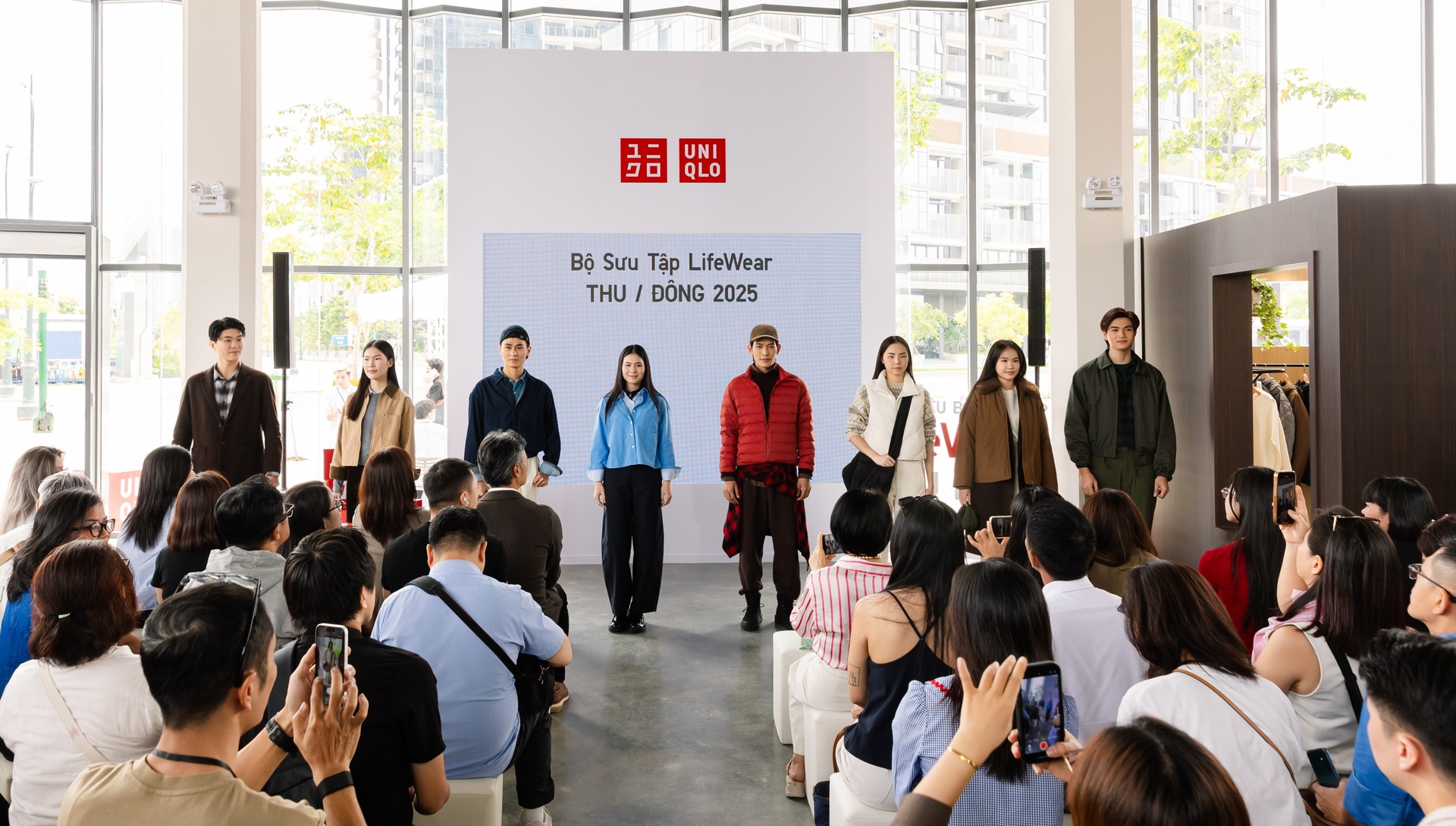 Ivy League,  New Preppy,  Revisiting Classic,  Uniqlo,  Uniqlo Thu/Dong 2025 anh 1