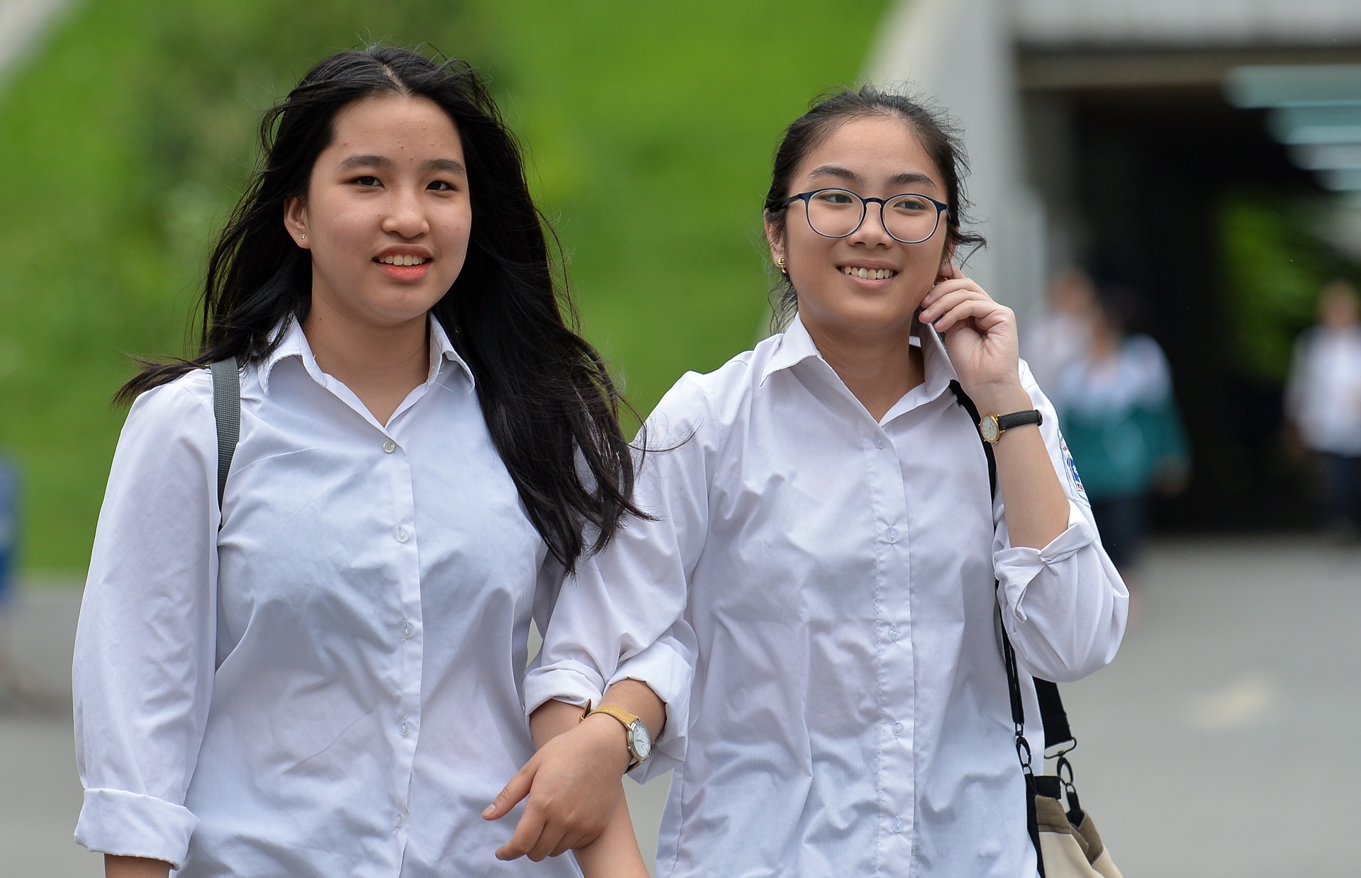 ao dai khong thoai mai anh 1
