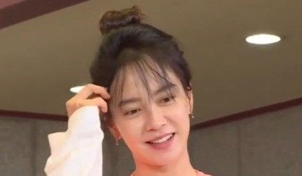 Song Ji Hyo mac xau anh 1