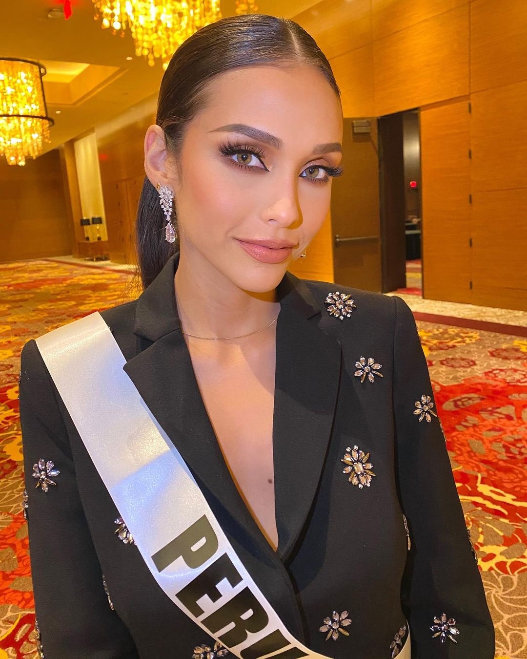 a hau miss universe anh 3