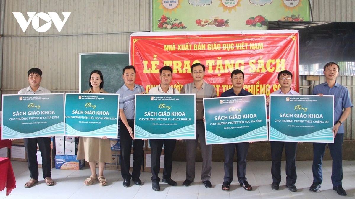 Tang sach anh 1
