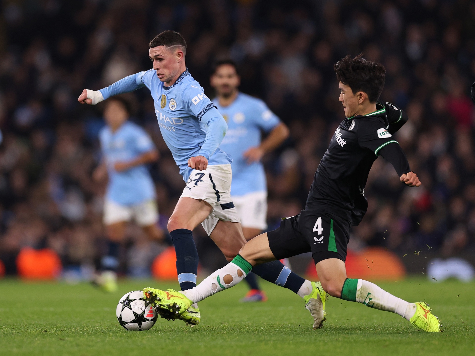 Man City dau Feyenoord anh 1