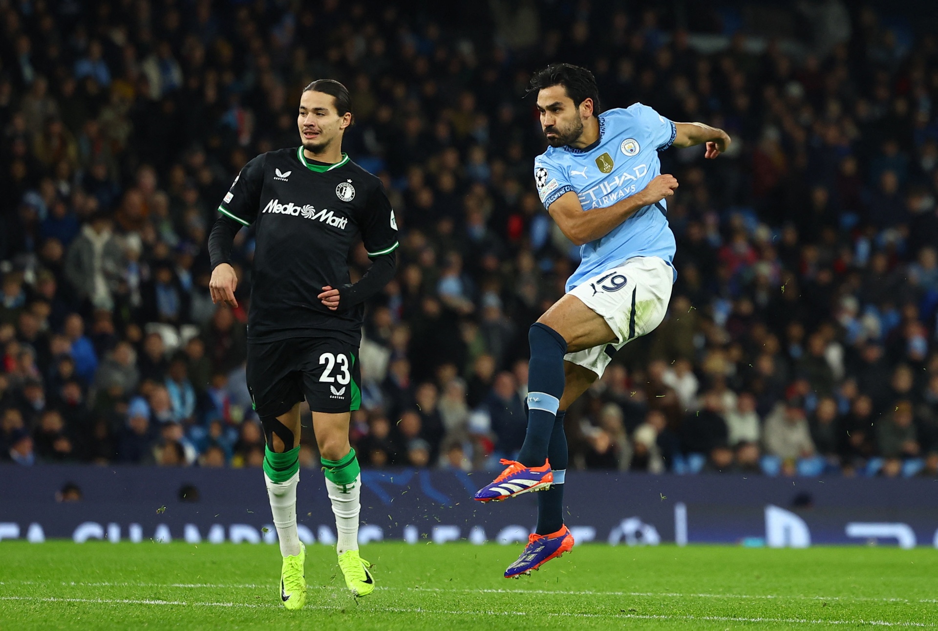 Man City dau Feyenoord anh 5