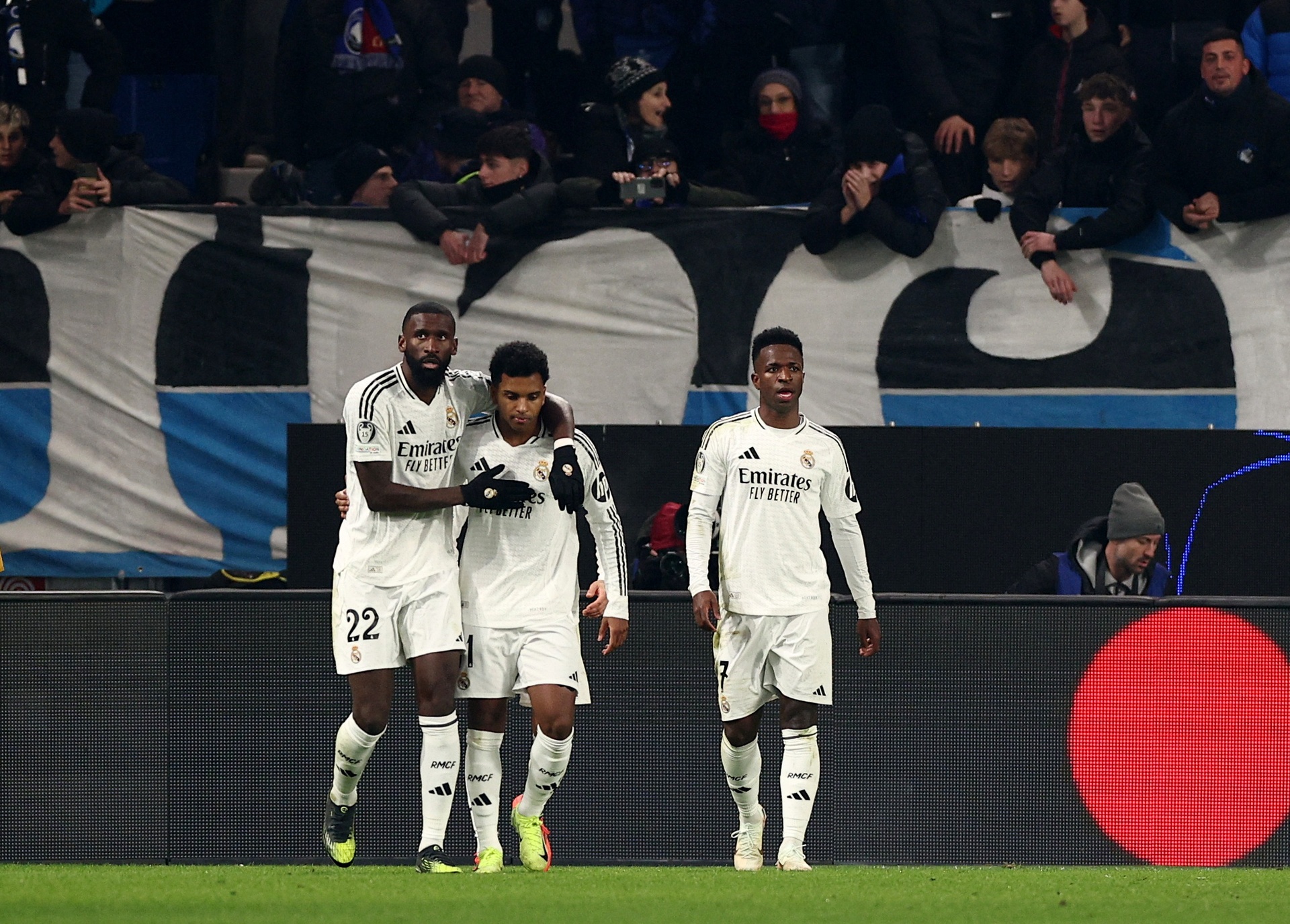 Atalanta dau Real Madrid anh 3