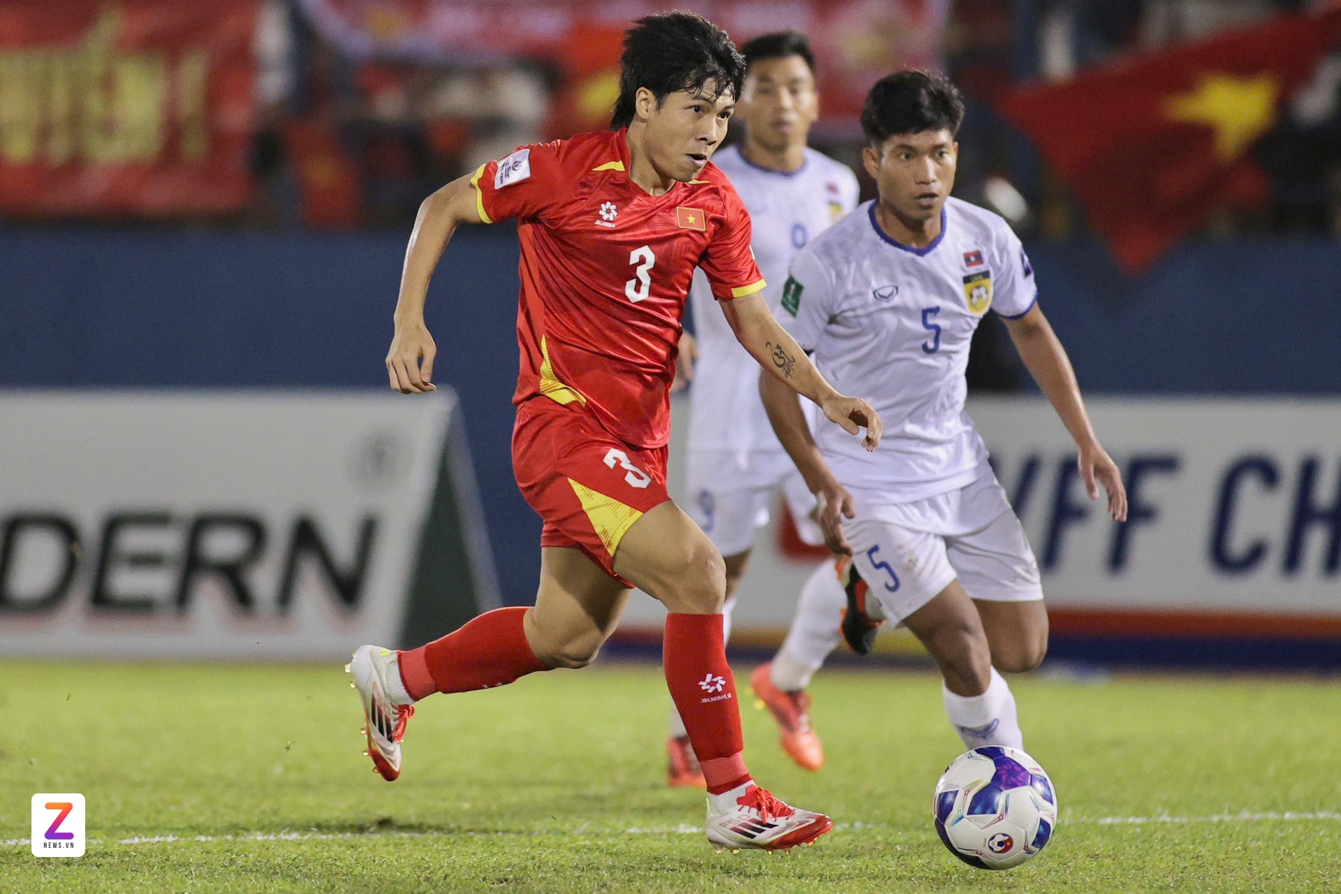 Tuyen Viet Nam vs Lao anh 6