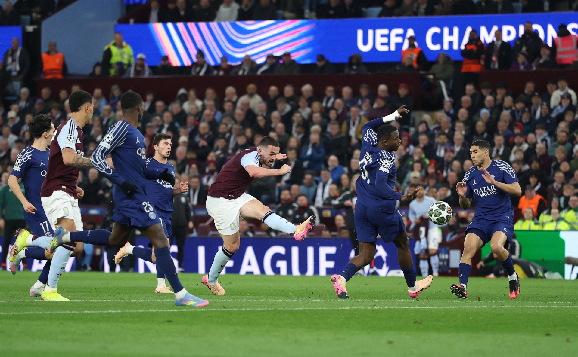 Aston Villa dau PSG anh 6