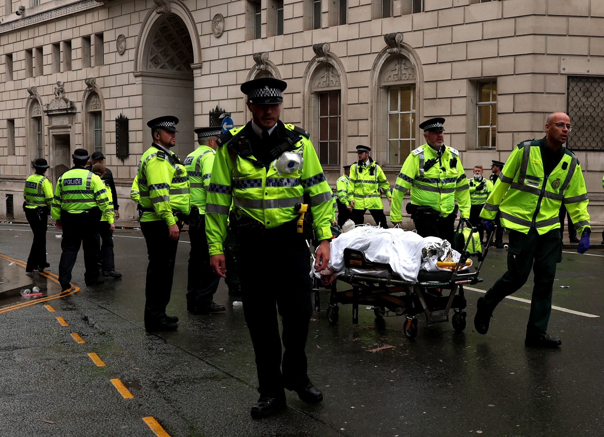 Liverpool ruoc cup anh 6