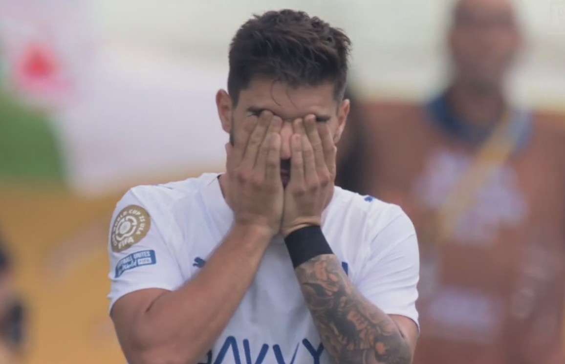 Nhớ Jota, Cancelo và Neves bật khóc nức nở ngay trên sân 1 Jota qua doi anh 2