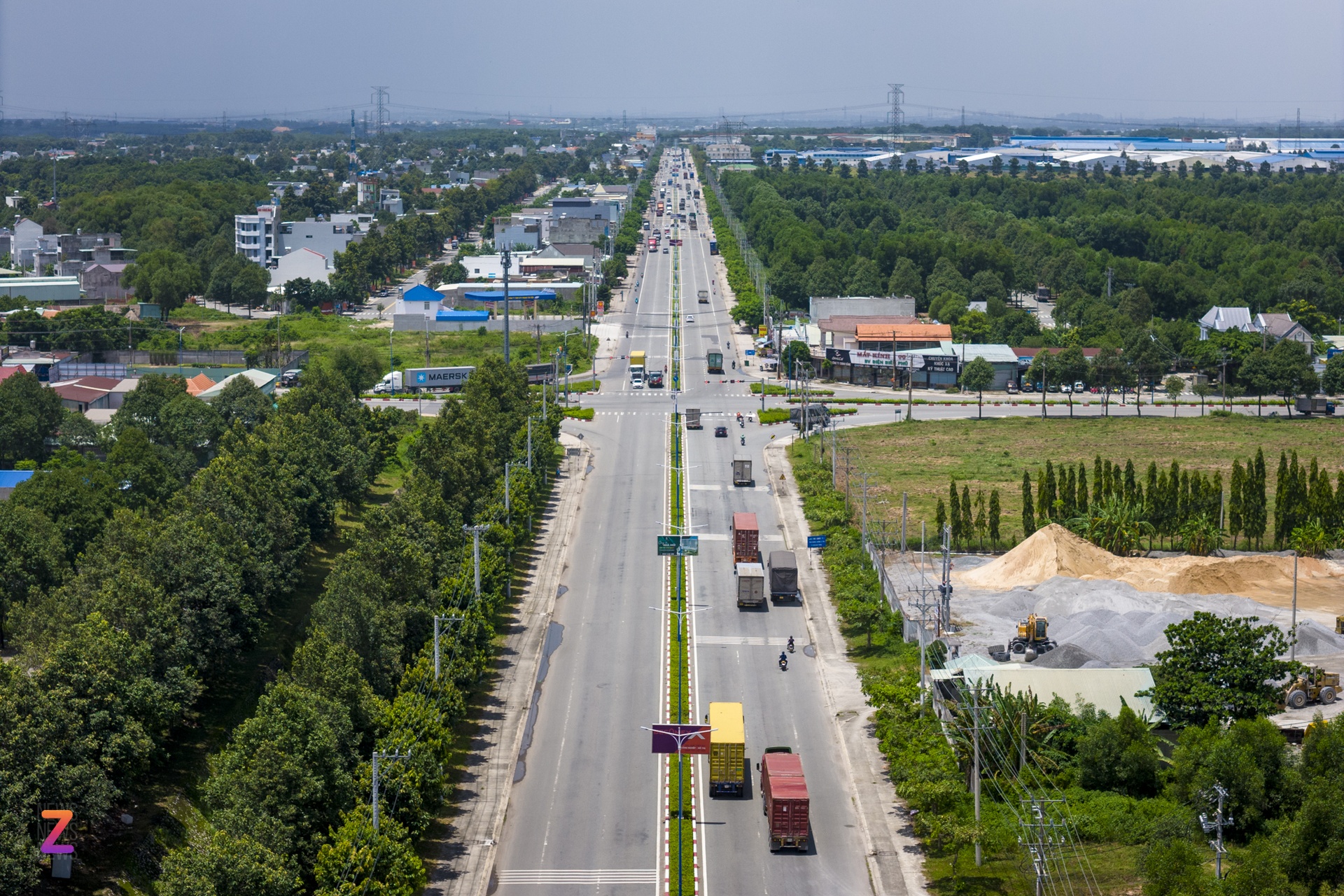 Từ nền tảng công nghiệp đã phát triển ổn định, kết hợp với định hướng quy hoạch đô thị rõ ràng, phường Bình Dương đang nổi lên như một vùng chuyển tiếp giữa sản xuất và dịch vụ. Việc sáp nhập vào TP.HCM không chỉ mang ý nghĩa hành chính, mà còn đặt địa phương này vào trung tâm của một chiến lược phát triển vùng mới, với vai trò là hạt nhân công nghiệp - đô thị - logistics quan trọng của phía Nam. Từ nền tảng công nghiệp đã phát triển ổn định, kết hợp với định hướng quy hoạch đô thị rõ ràng, phường Bình Dương đang nổi lên như một vùng chuyển tiếp giữa sản xuất và dịch vụ. Việc sáp nhập vào TP.HCM không chỉ mang ý nghĩa hành chính, mà còn đặt địa phương này vào trung tâm của một chiến lược phát triển vùng mới, với vai trò là hạt nhân công nghiệp - đô thị - logistics quan trọng của phía Nam.