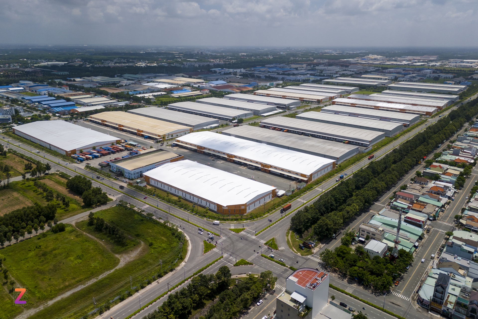 KCN của Mapletree hướng đến thu hút đầu tư các ngành như sản xuất sản phẩm có hàm lượng chất xám cao, các sản phẩm phần mềm, sinh học, dịch vụ công nghệ cao... KCN của Mapletree hướng đến thu hút đầu tư các ngành như sản xuất sản phẩm có hàm lượng chất xám cao, các sản phẩm phần mềm, sinh học, dịch vụ công nghệ cao...