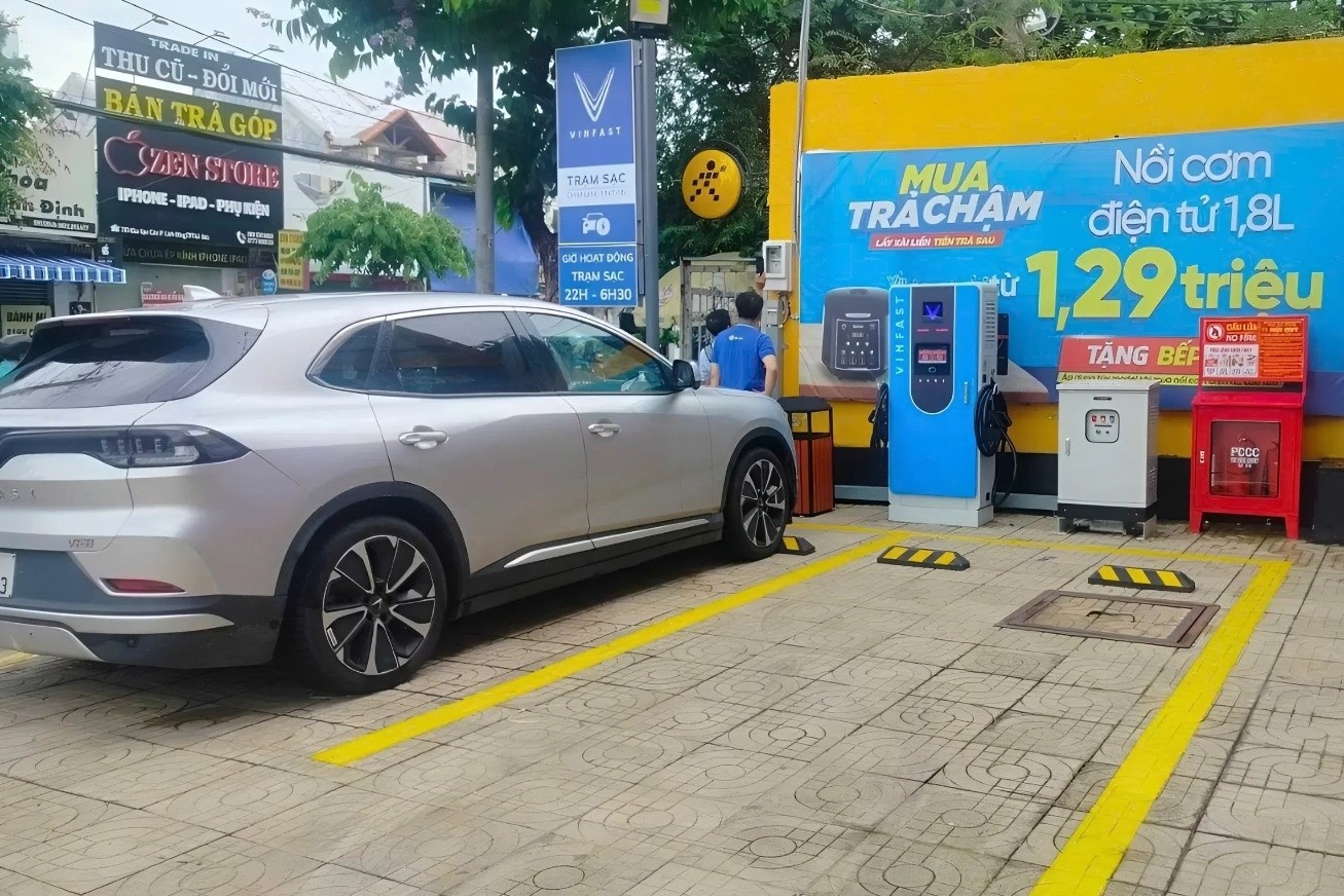 thế giới di động,  trạm sạc vinfast ảnh 2 the gioi di dong,  tram sac vinfast anh 2