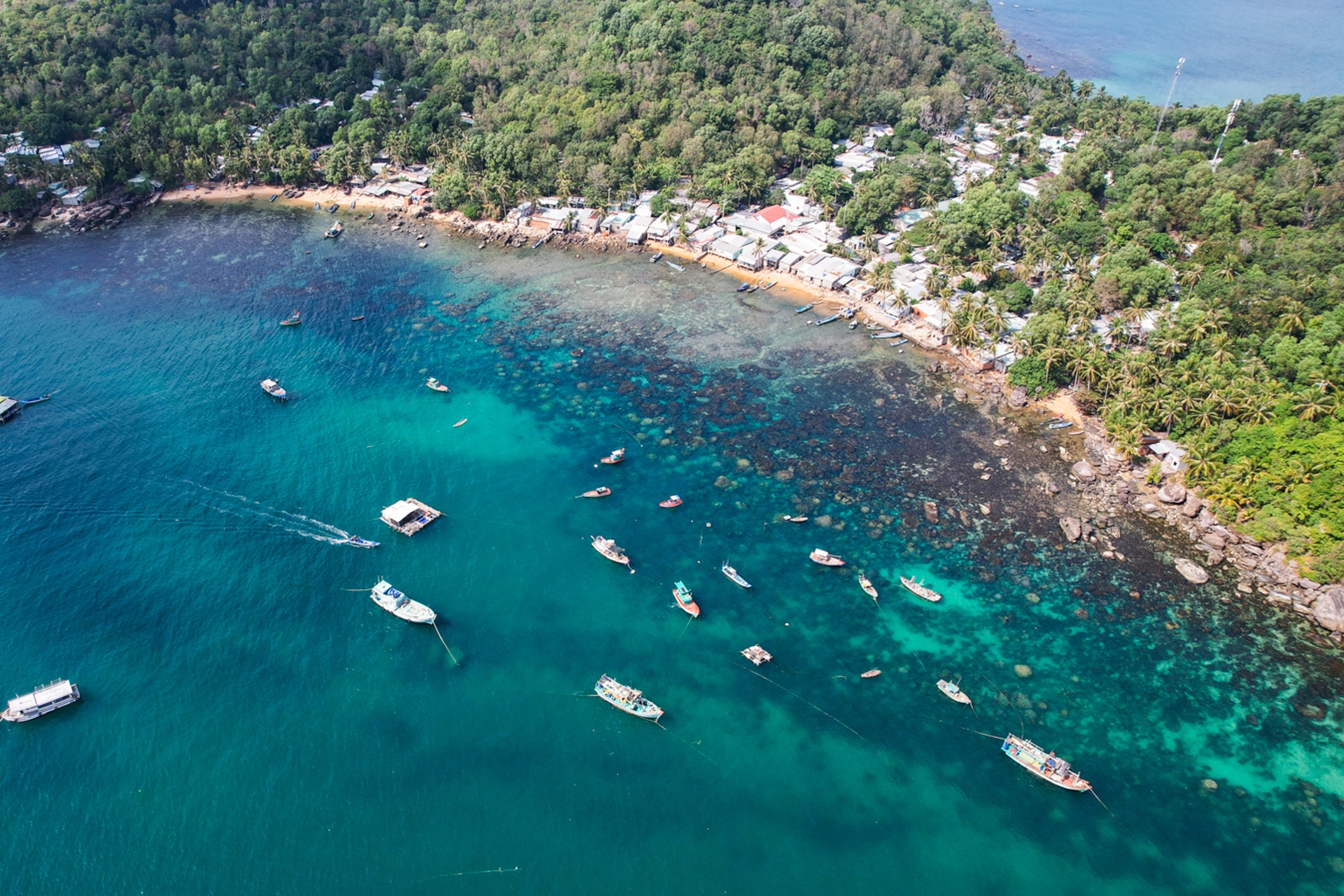 Aliran Phu Quoc foto 2026 2