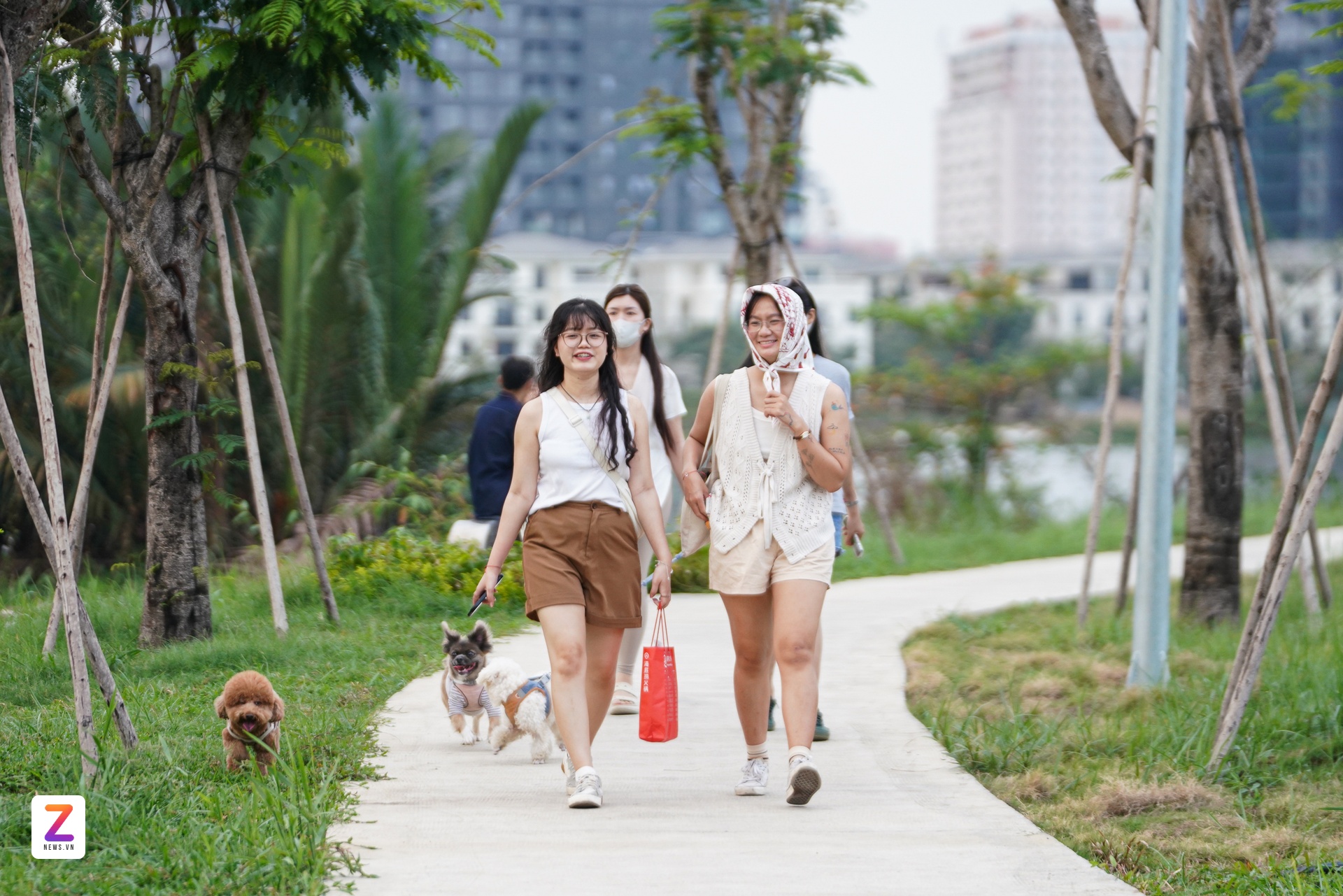 trung tam hanh chinh anh 39