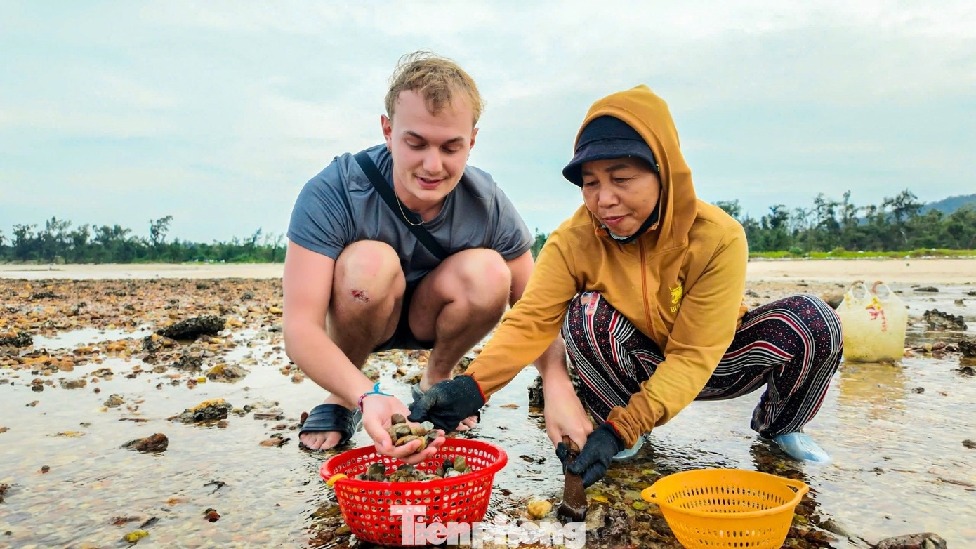 Khach gat lua bat cua anh 13