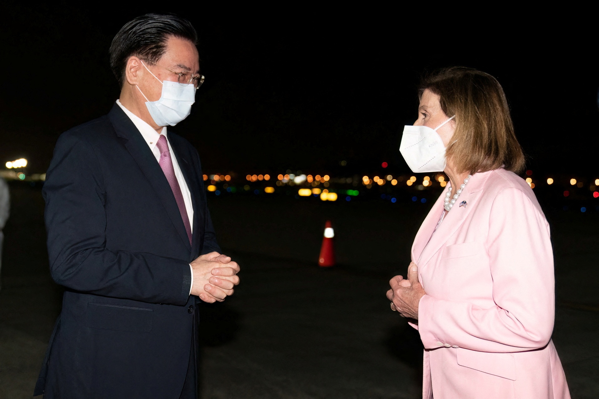 Trung Quoc trieu tap dai su My vi ba Pelosi den Dai Loan anh 1