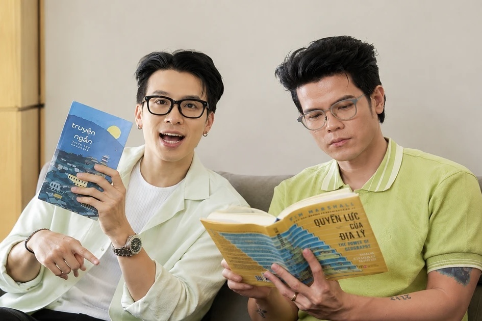 sách ảnh 1
