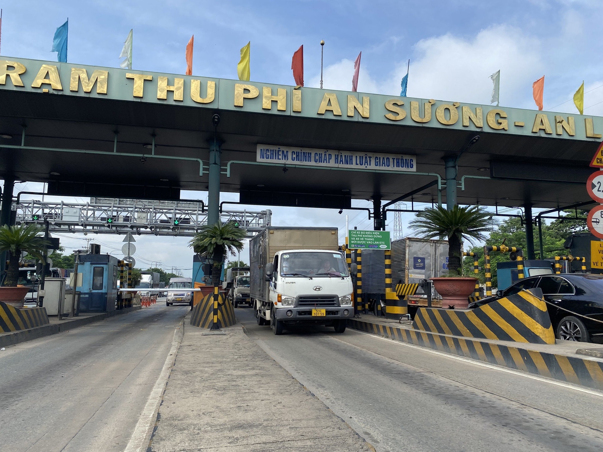 Tram thu phi An Suong mo them lan thu tien mat anh 1