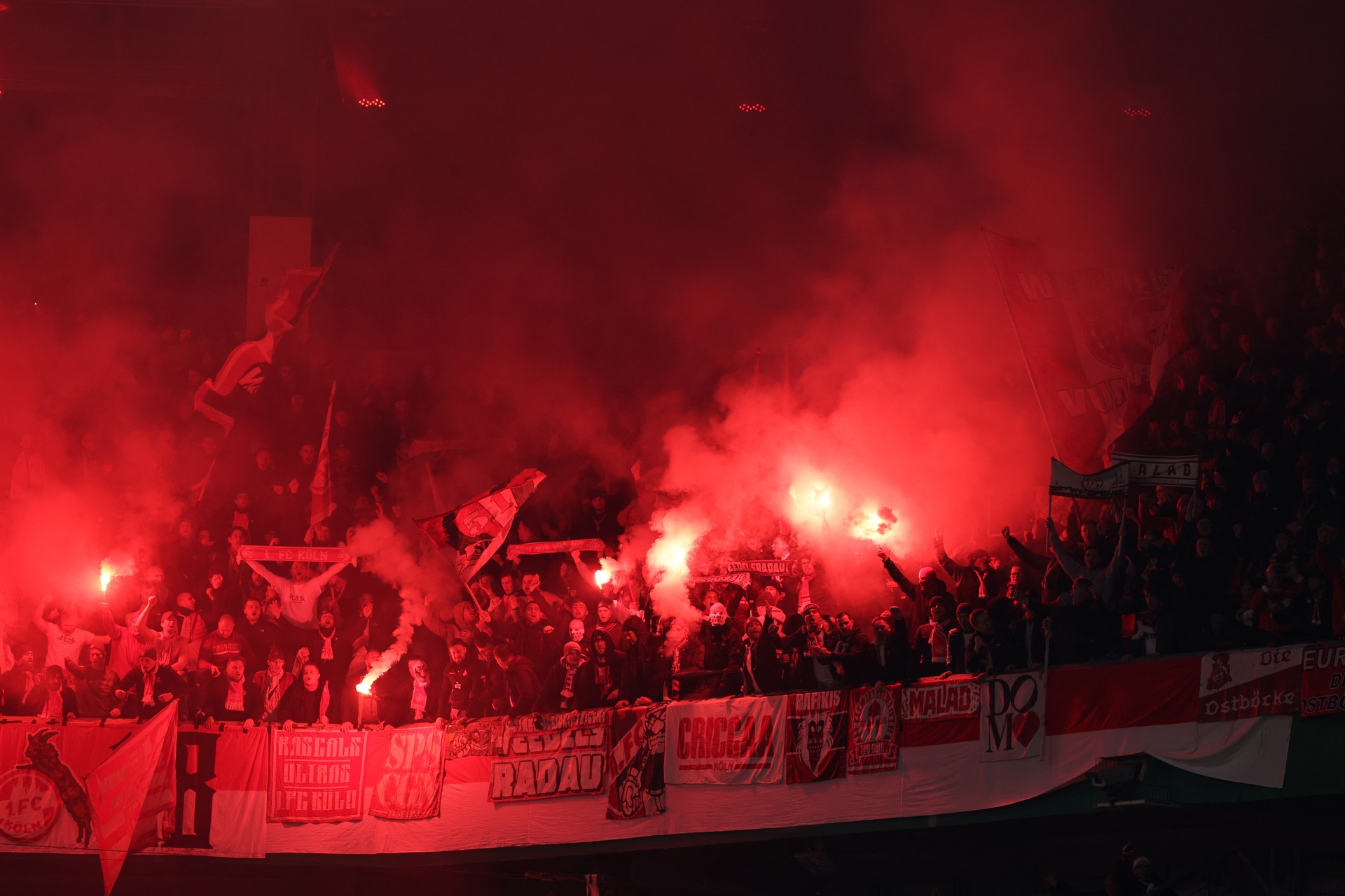 Leverkusen dau Cologne anh 3