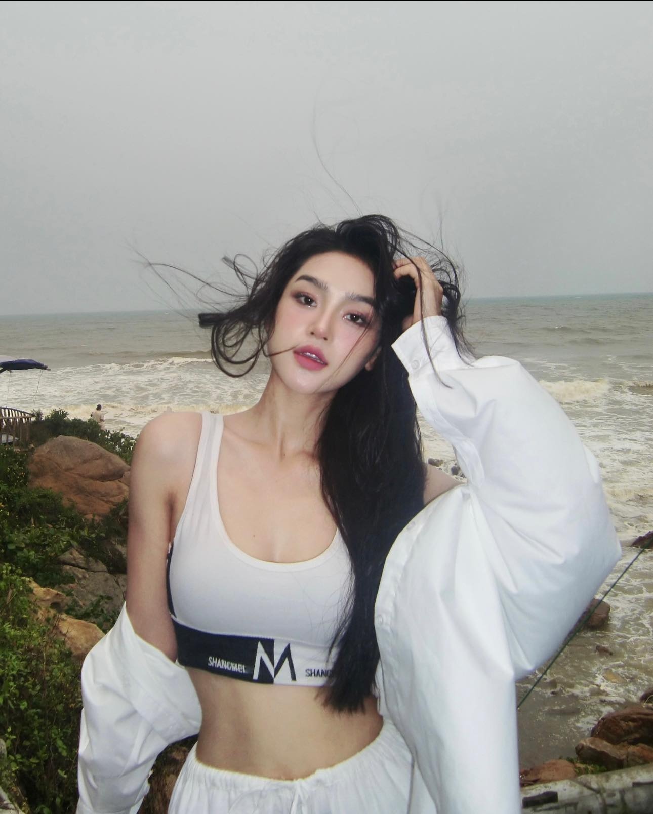 Cu Thi Tra,  sao Viet,  Diu dang mau nang anh 5