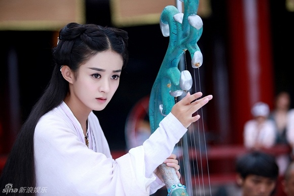 Triệu Lệ Dĩnh có thể nhận vai Lục Y Bình - vai từng được Triệu Vy thể hiện thành công.