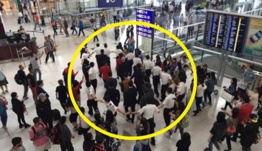 Hau due mat troi khong thanh cong tai Hong Kong anh 2
