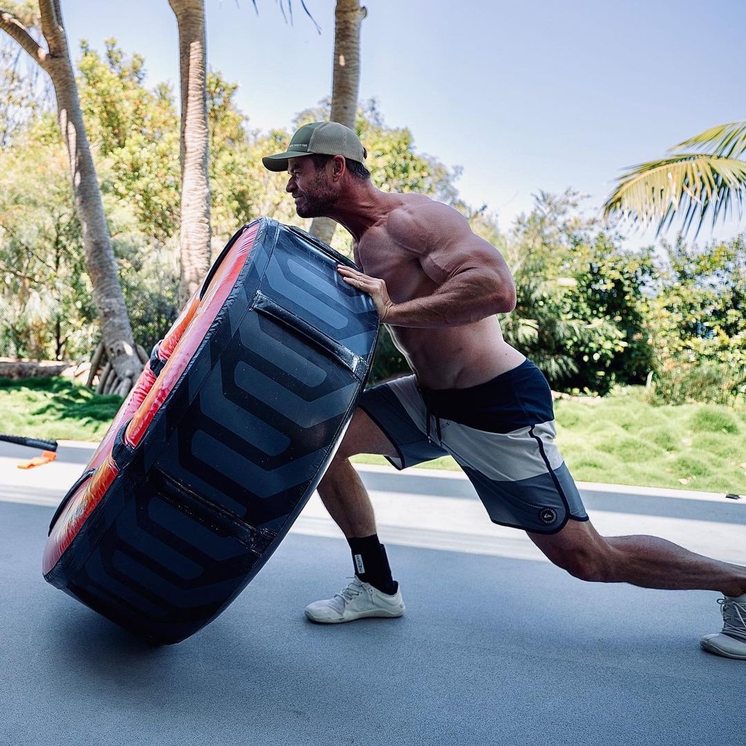 Chris Hemsworth anh 1